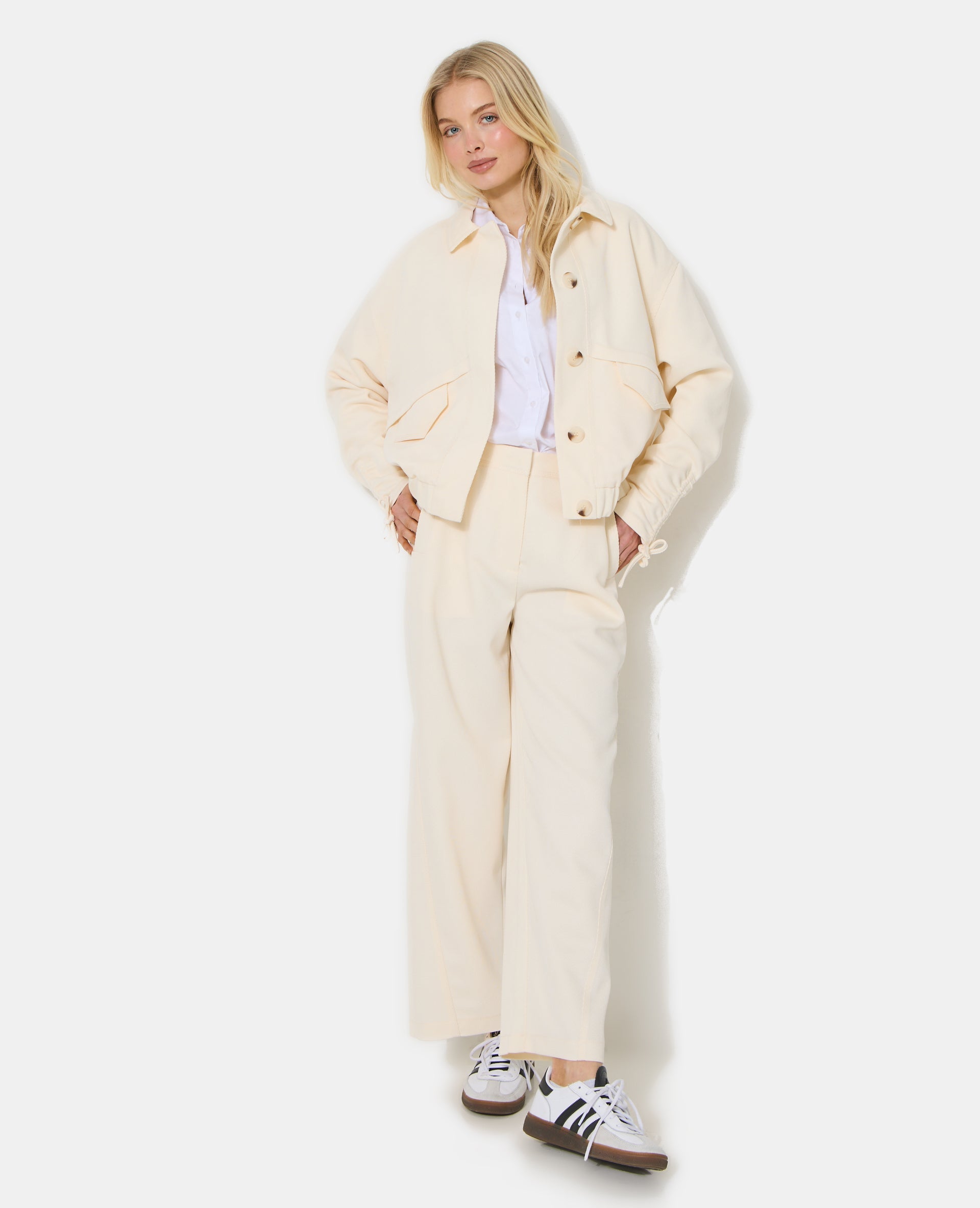 Veste légère en tissu texturé