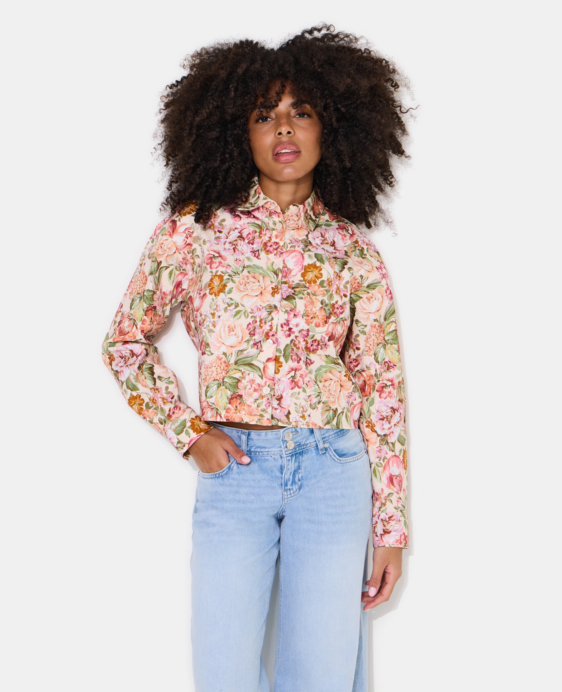 Veste droite motif fleurs façon tapisserie