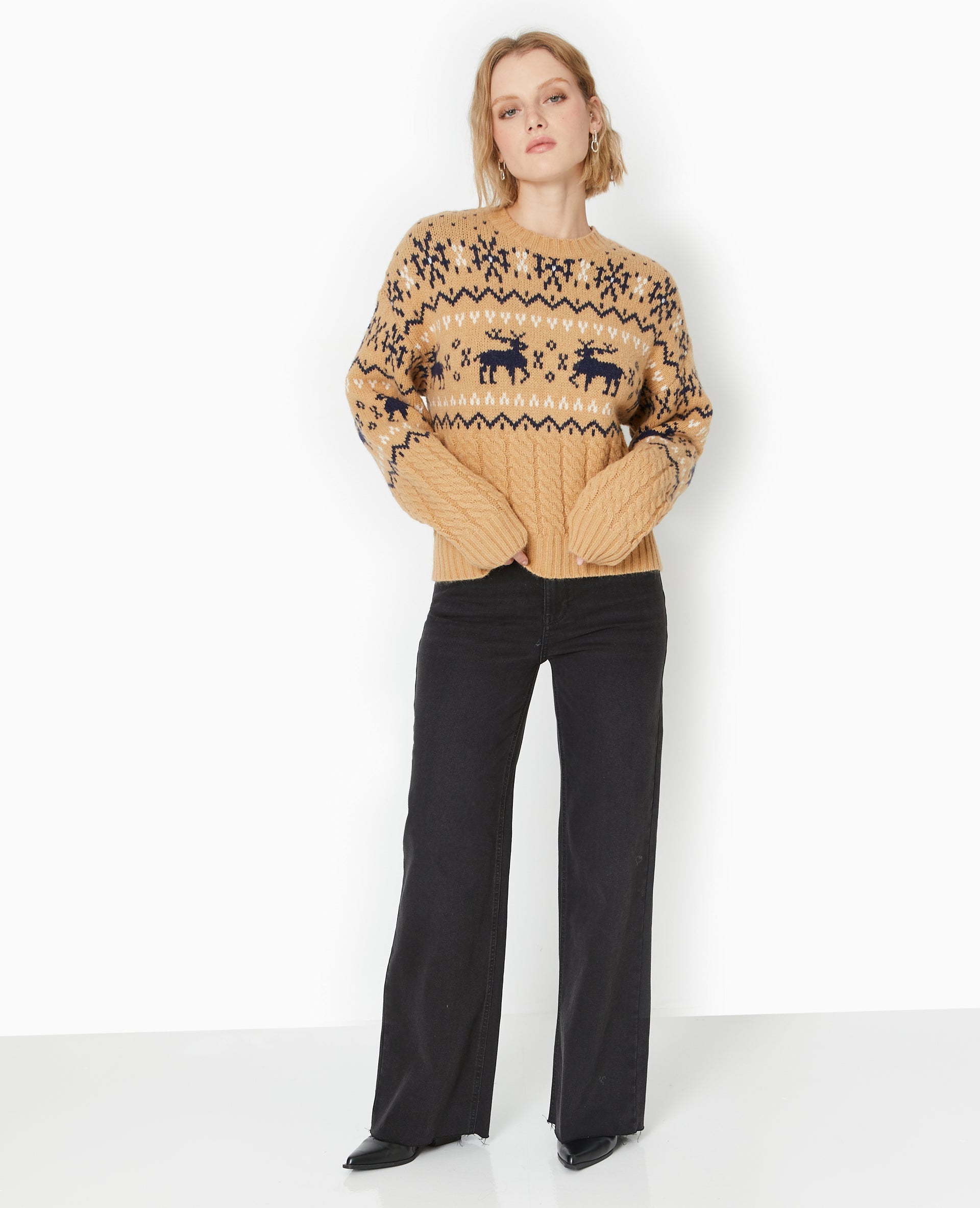 Pull de Noël jacquard avec torsades