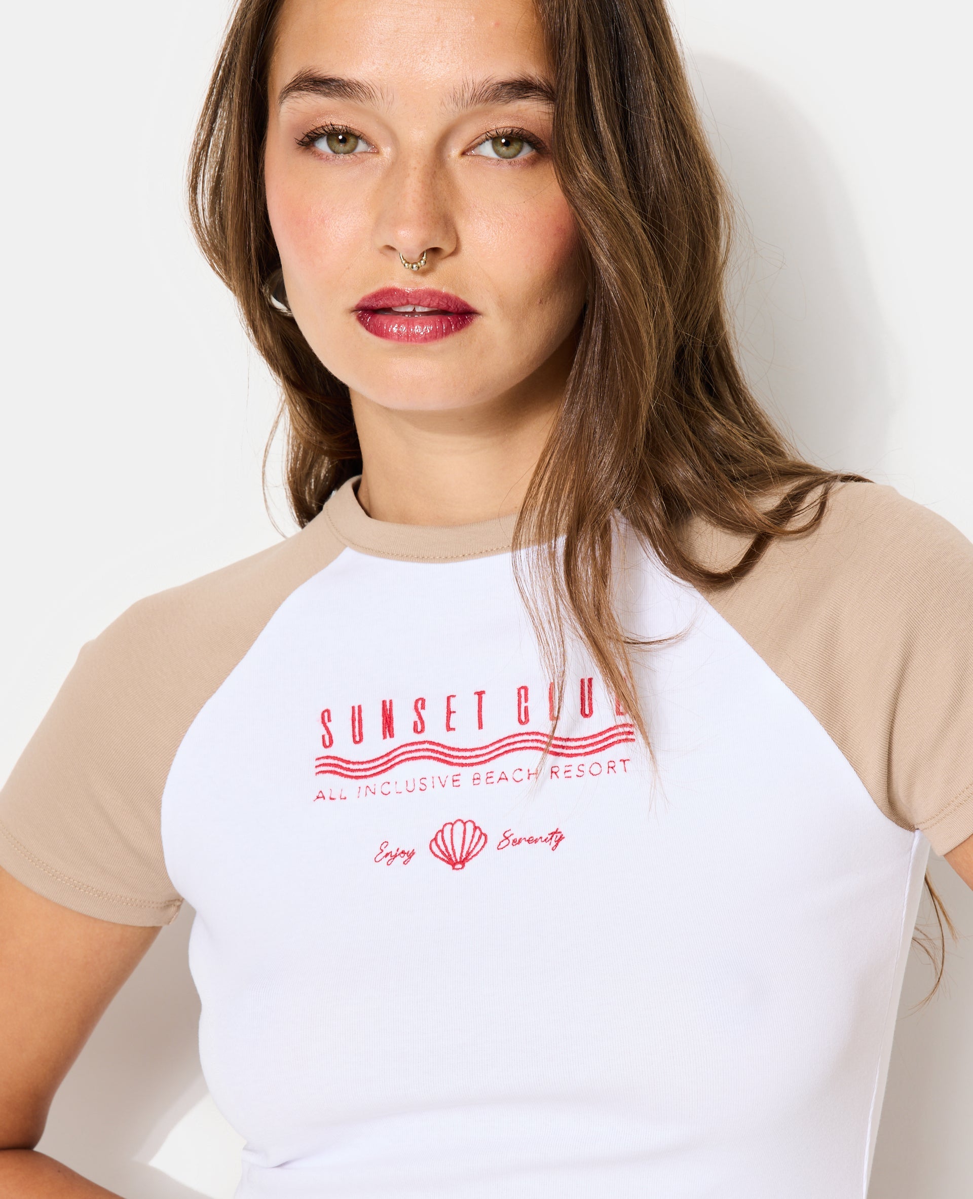 T-shirt manches raglans avec broderie