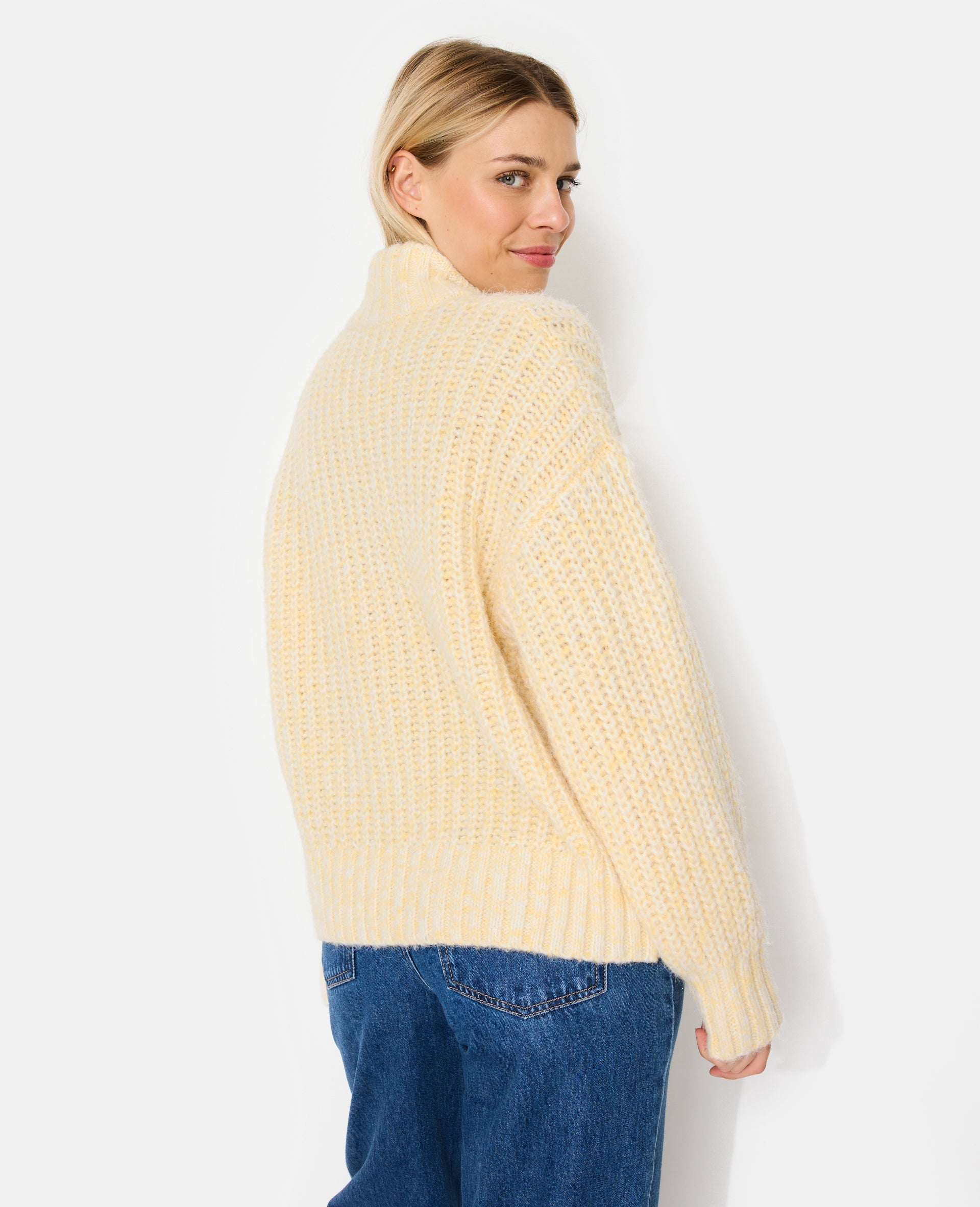 Pull grosse maille moulinée col montant