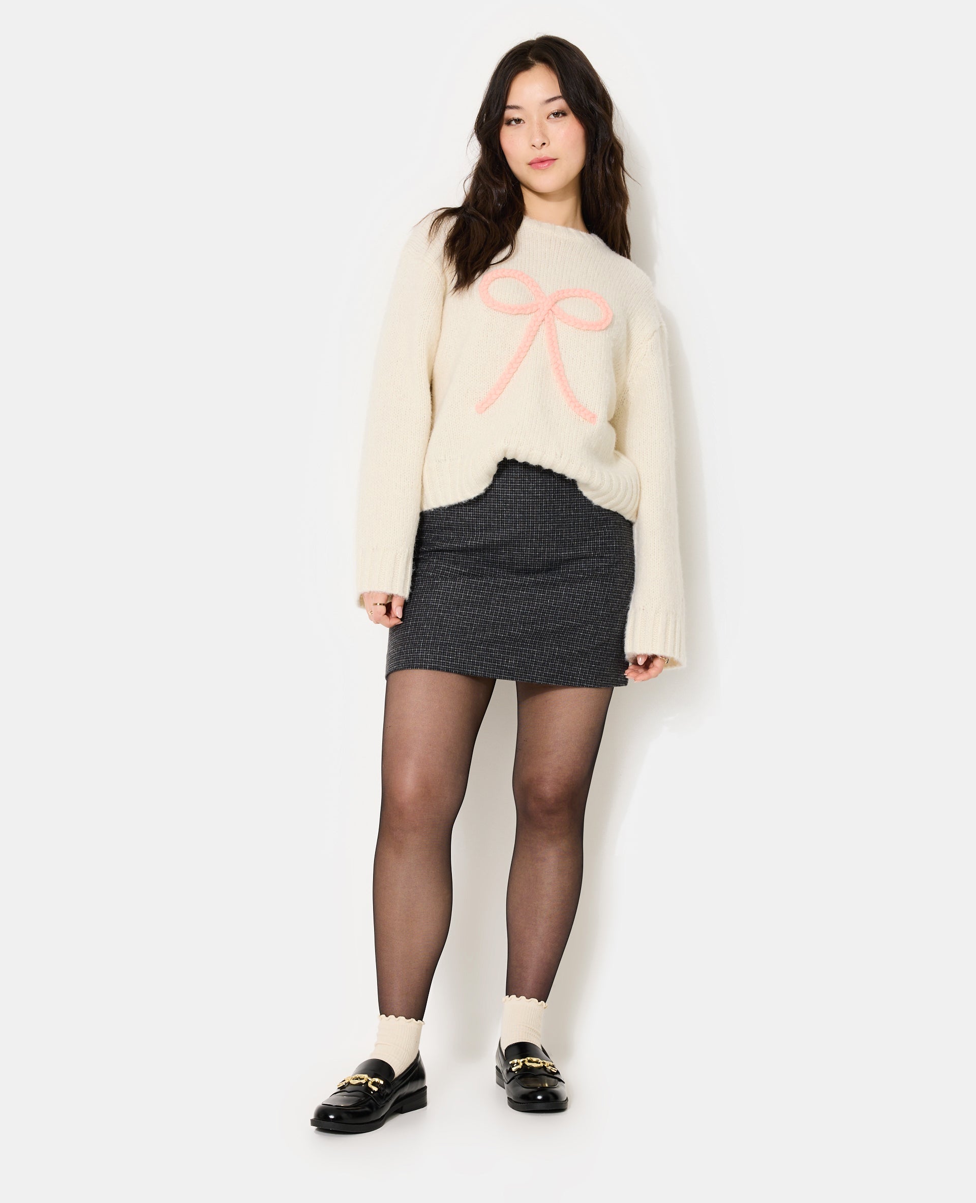 Pull en maille avec nœud