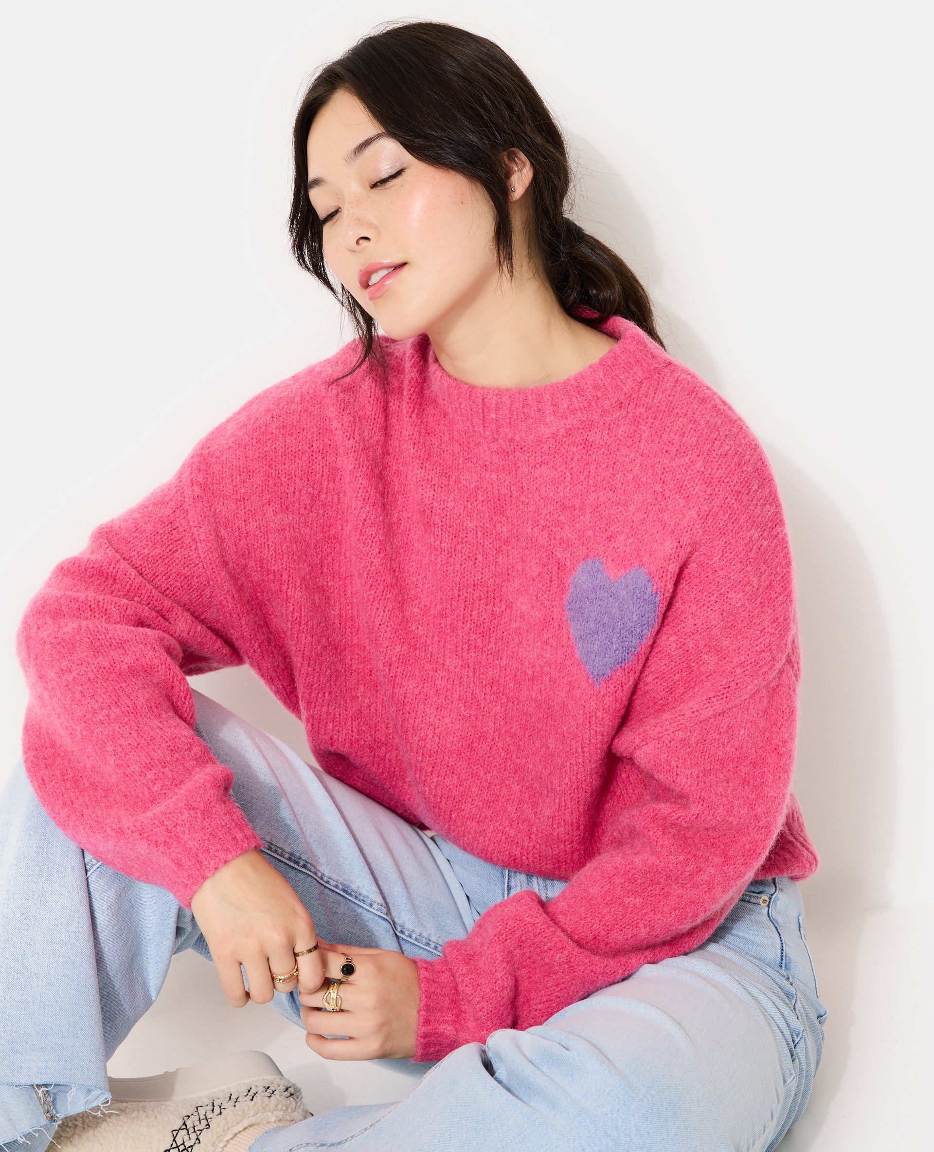 Pull contenant mohair et laine avec cœur