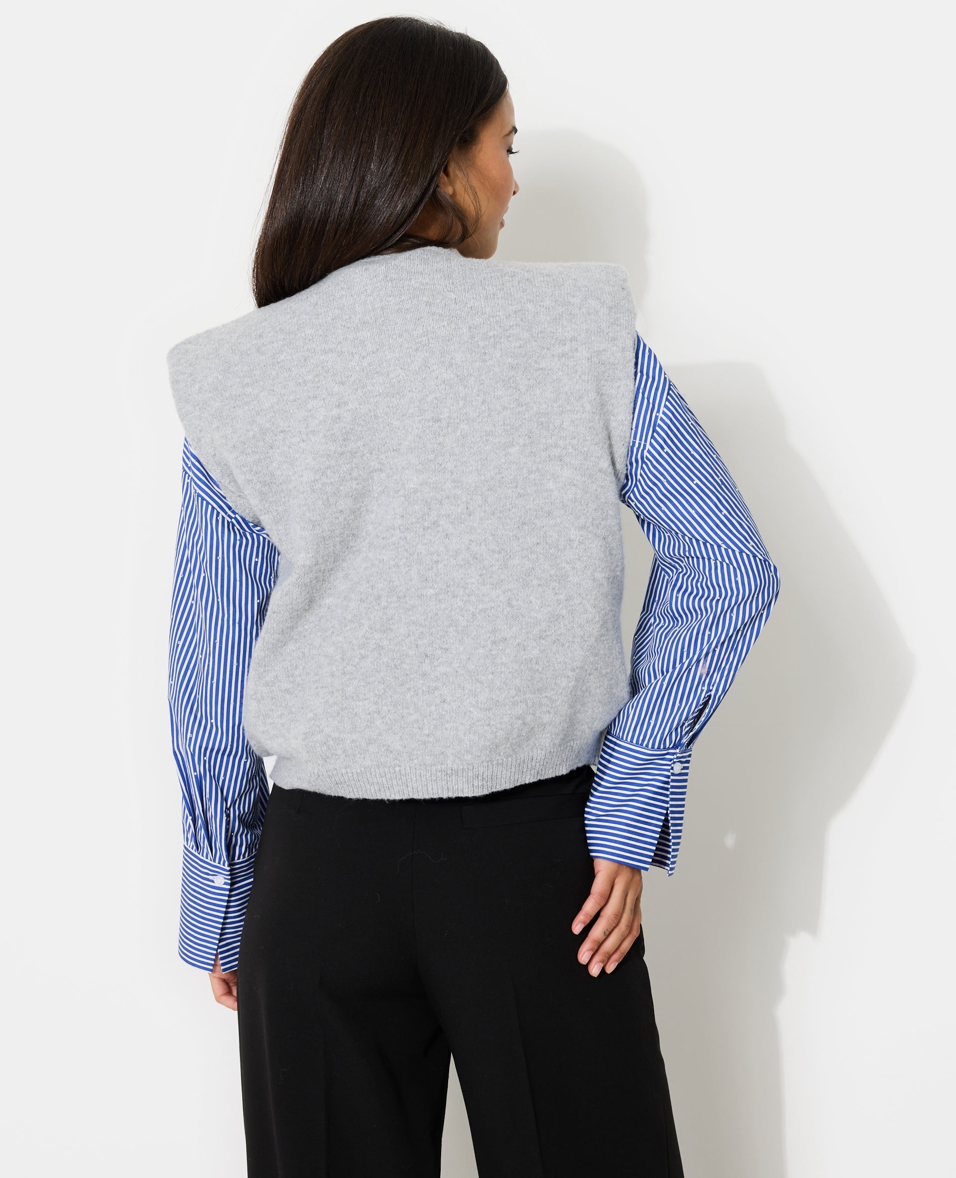 Pull sans manches avec épaulettes