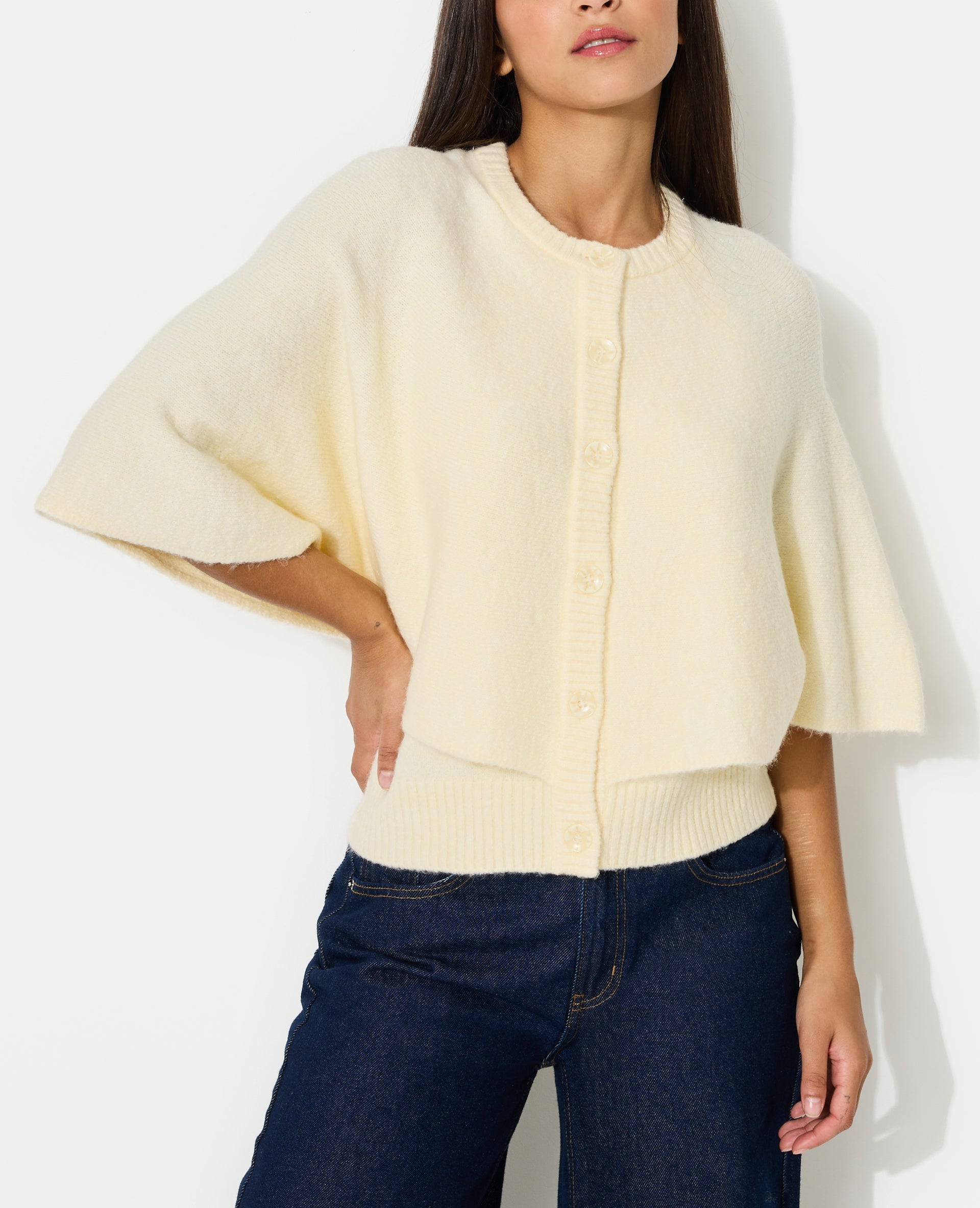Gilet cape avec boutons
