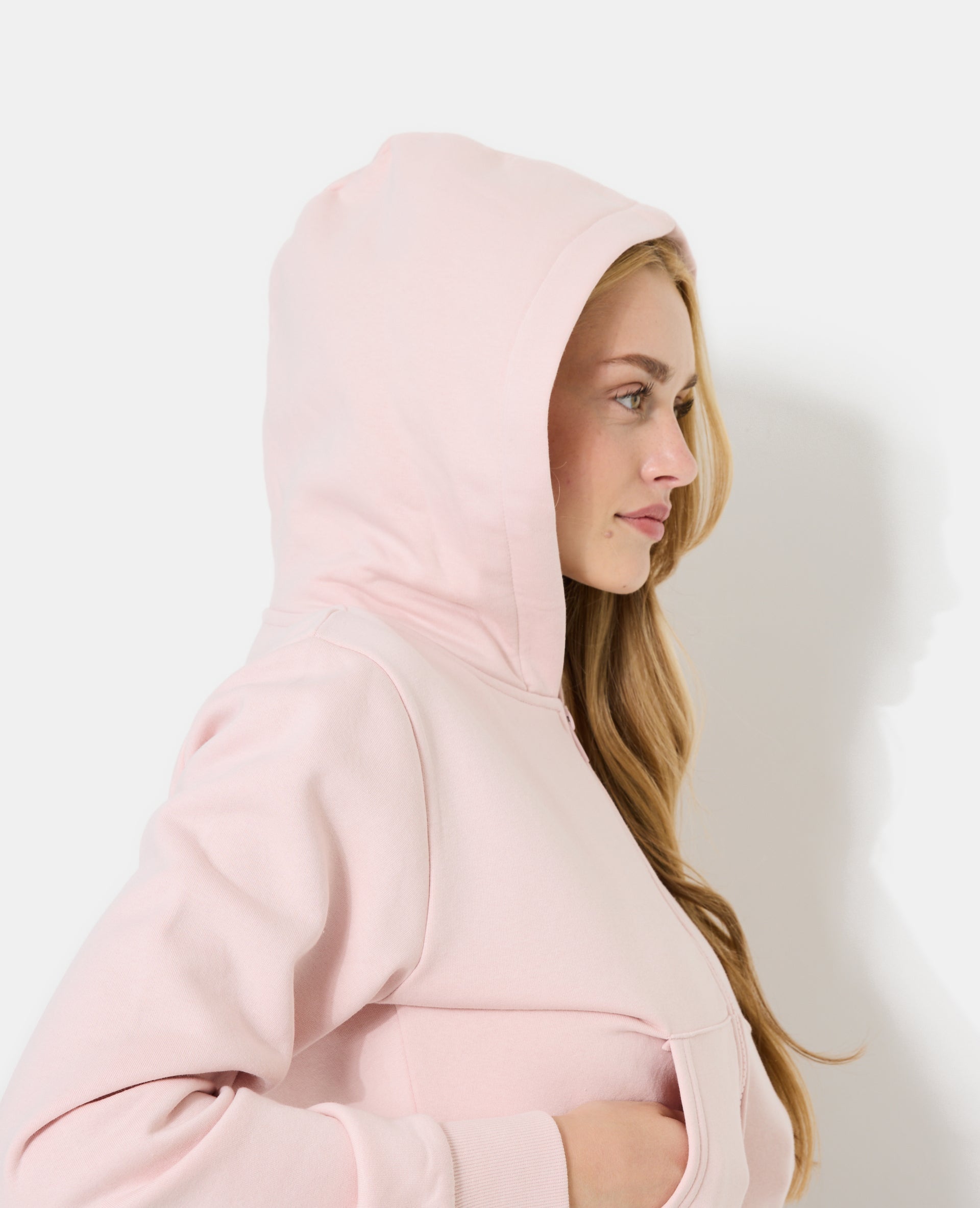 Sweat court zippé avec capuche