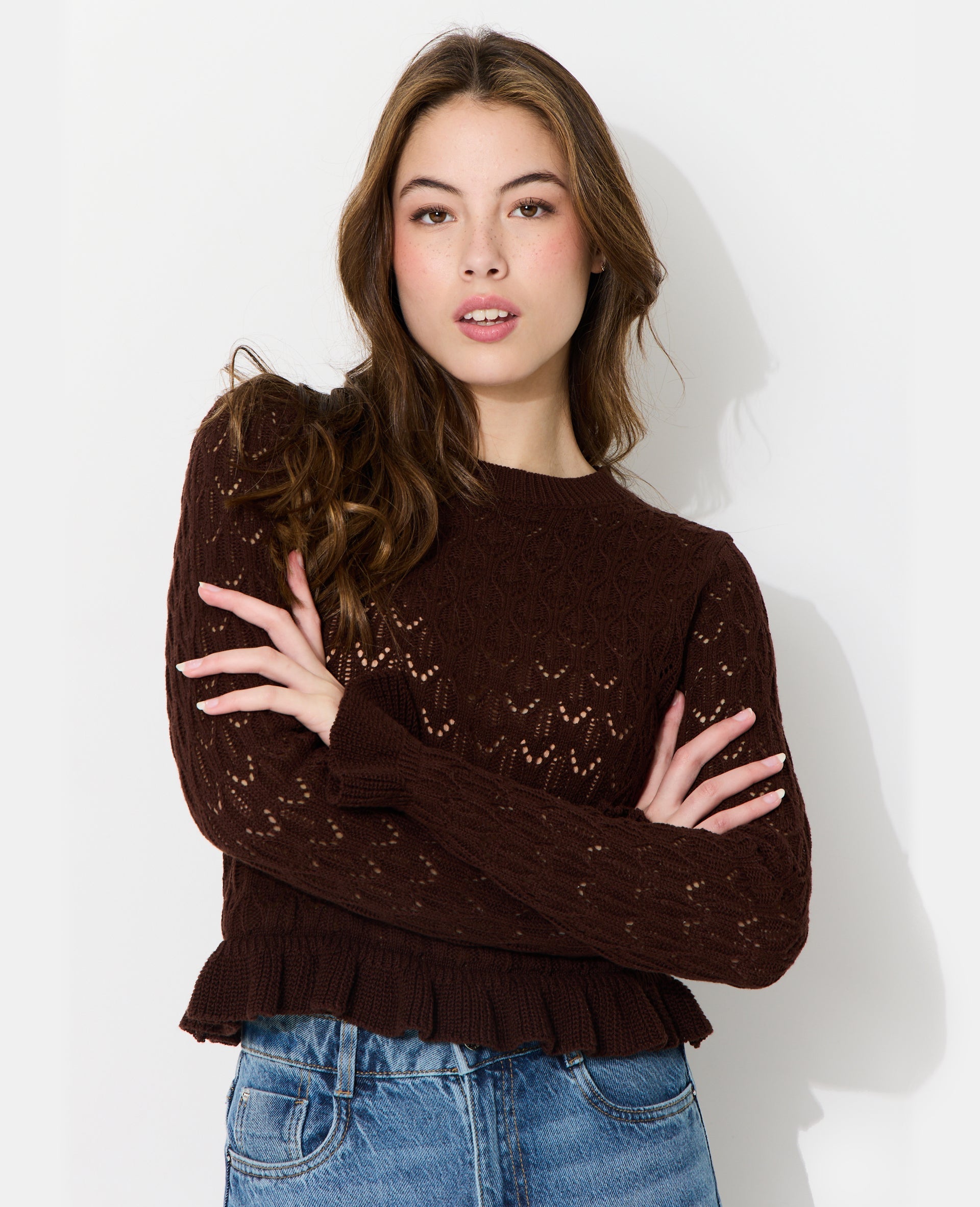 Pull en maille ajourée avec petits volants