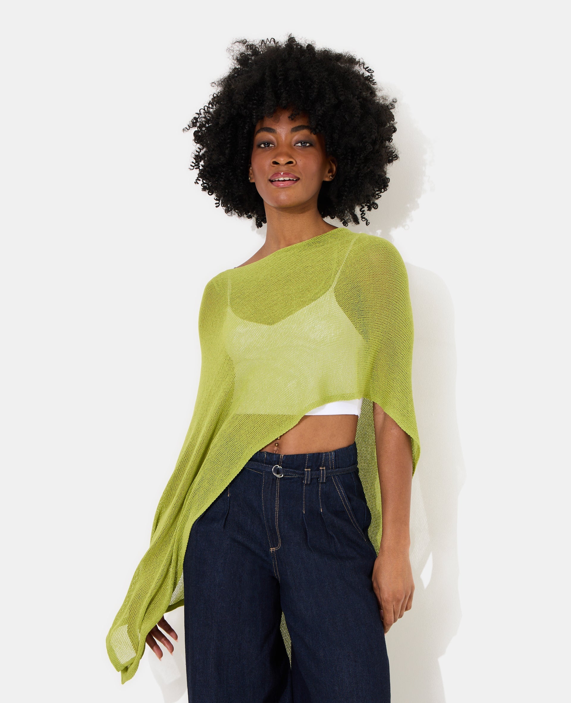Pull châle asymétrique en maille ajourée