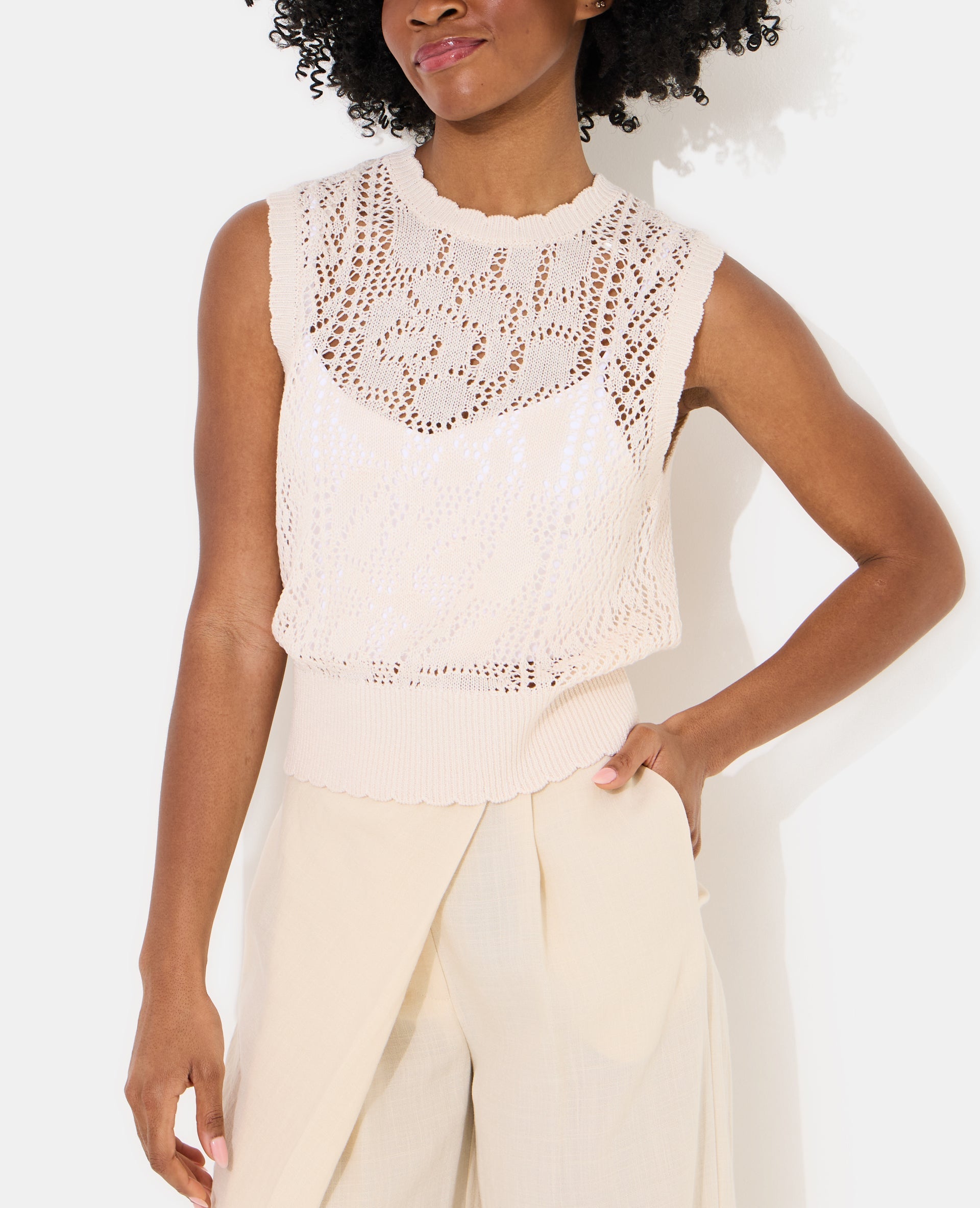 Pull sans manches en maille ajourée