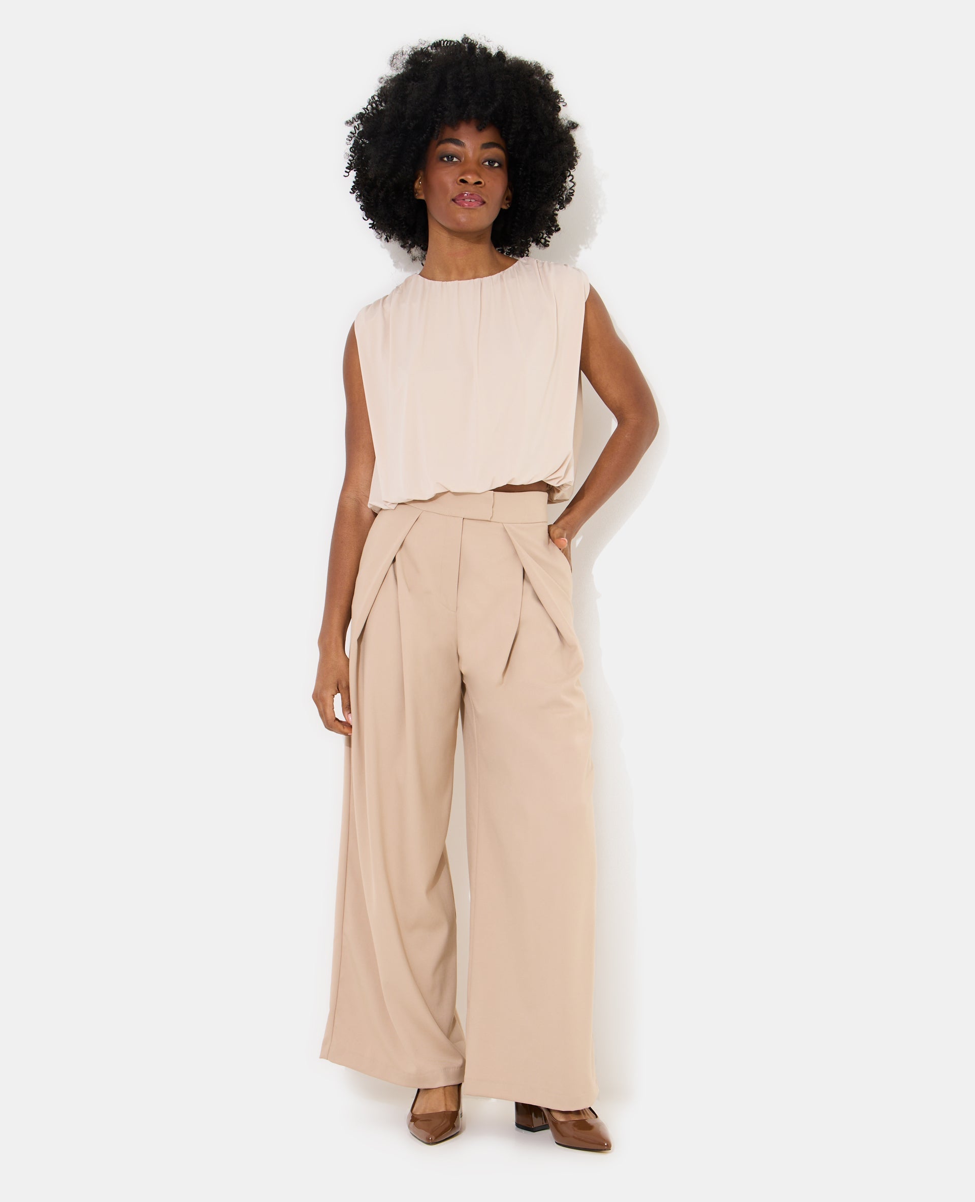 Top boule sans manches en maille fluide