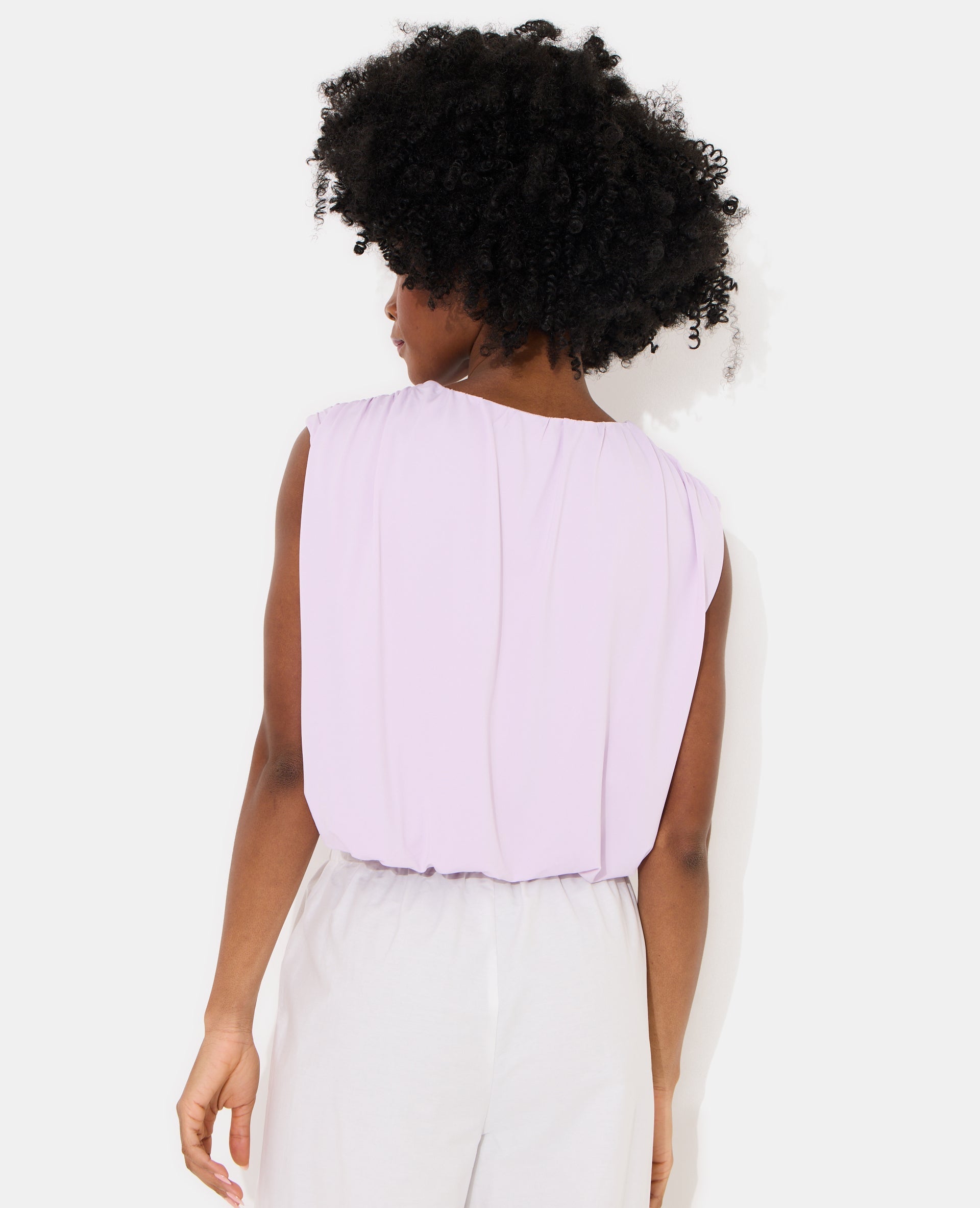 Top boule sans manches en maille fluide