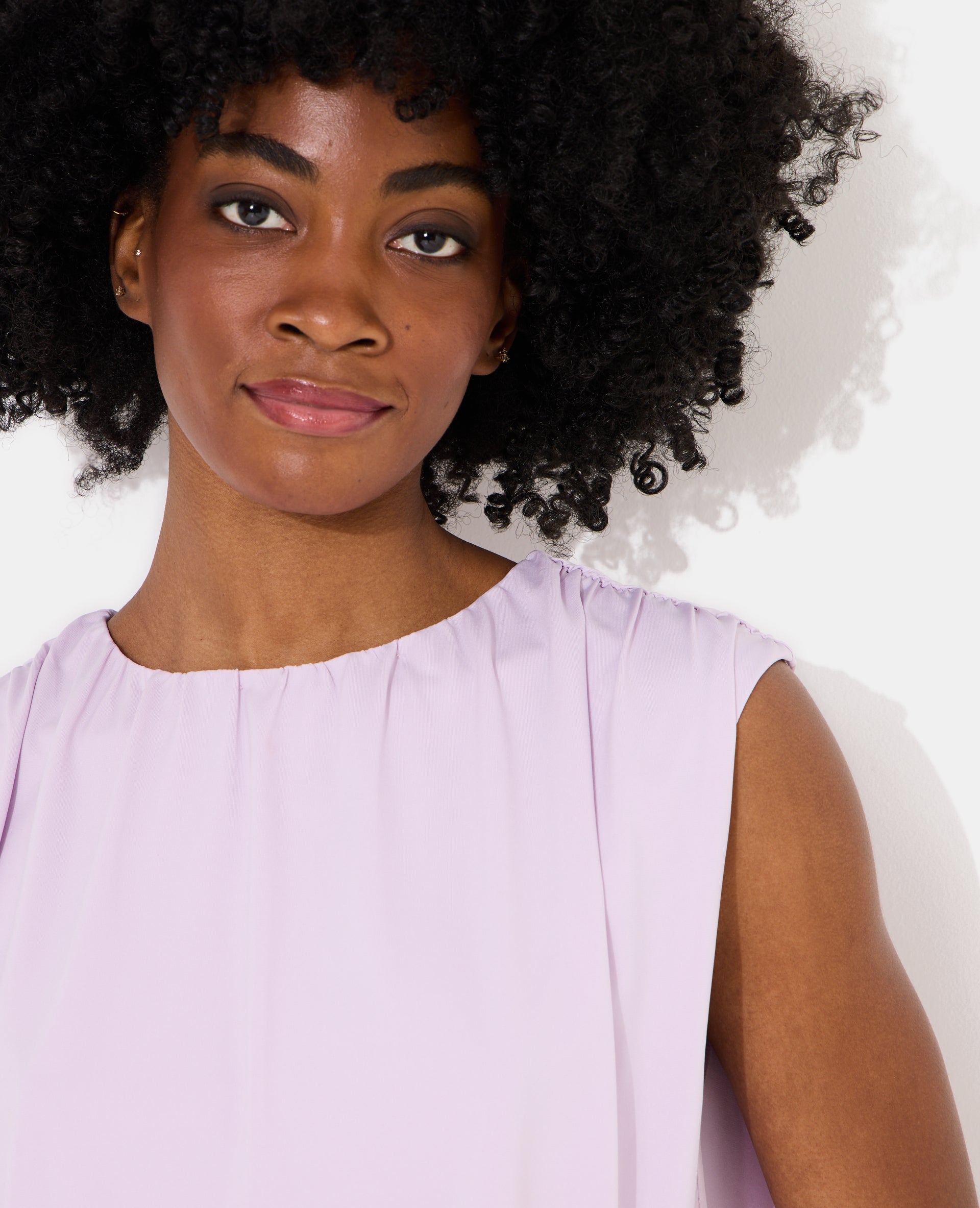 Top boule sans manches en maille fluide