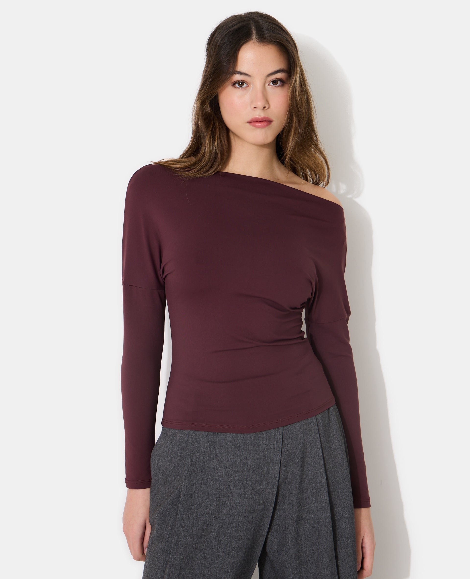 Top manches longues avec encolure bateau