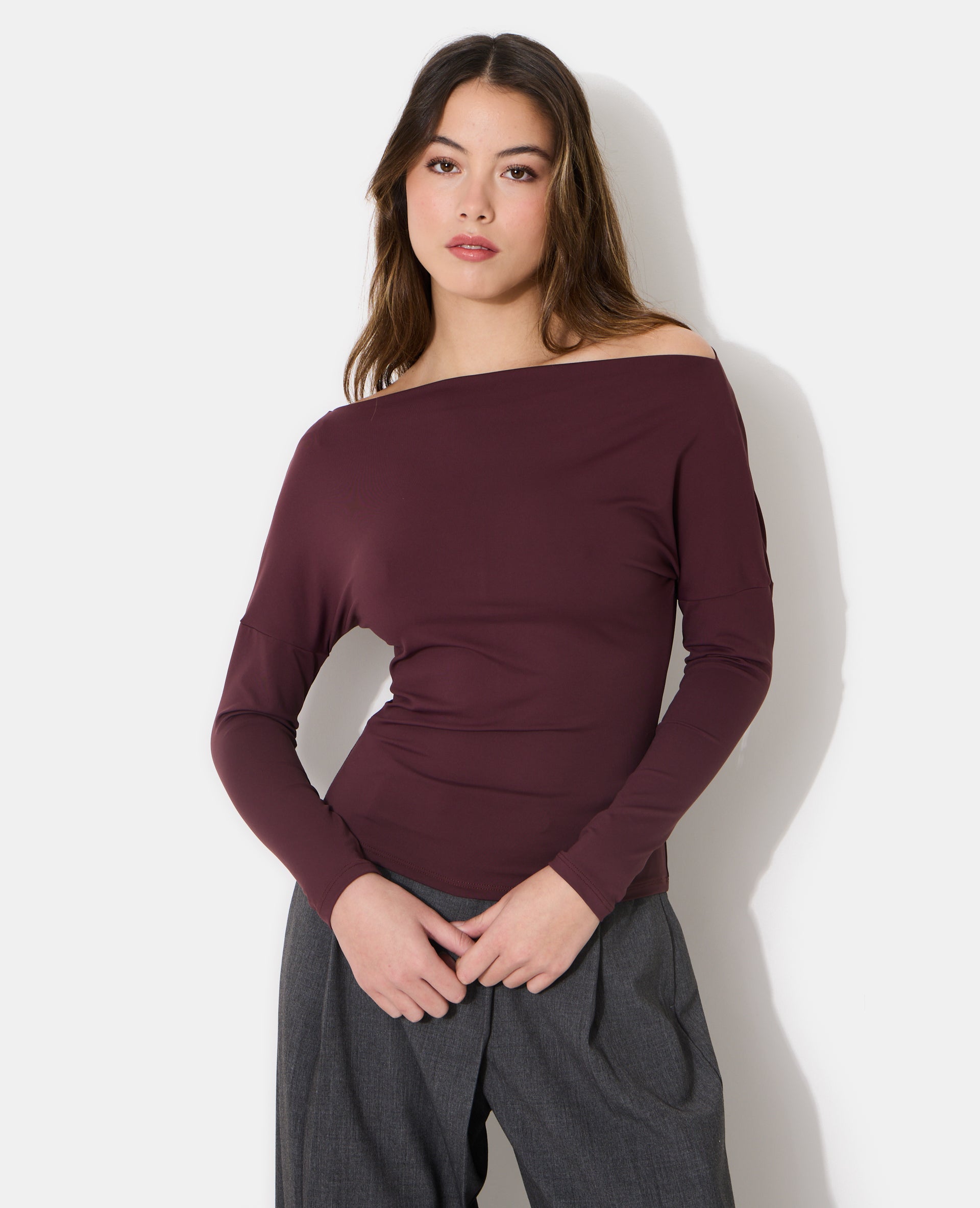Top manches longues avec encolure bateau