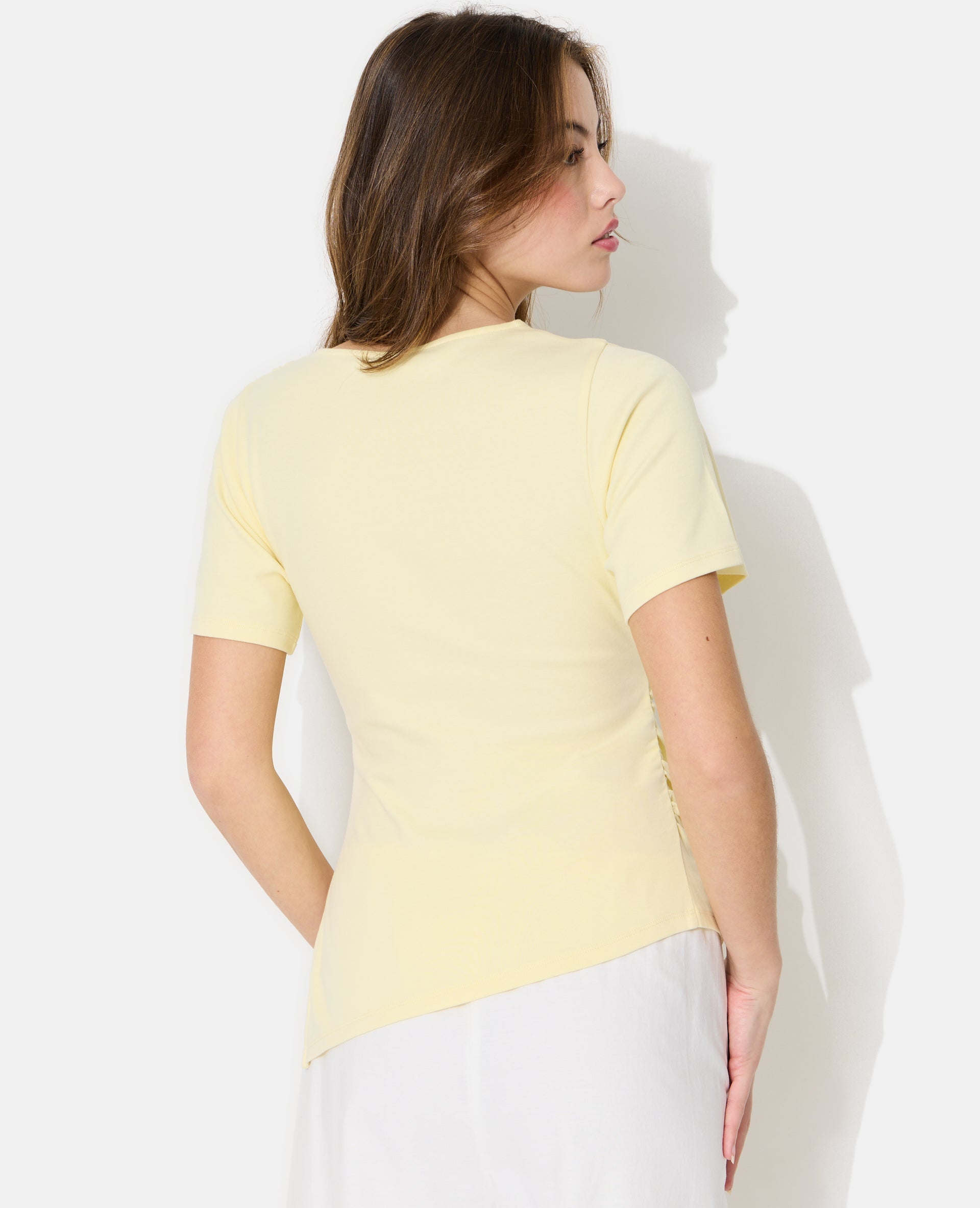 T-shirt asymétrique avec fronces