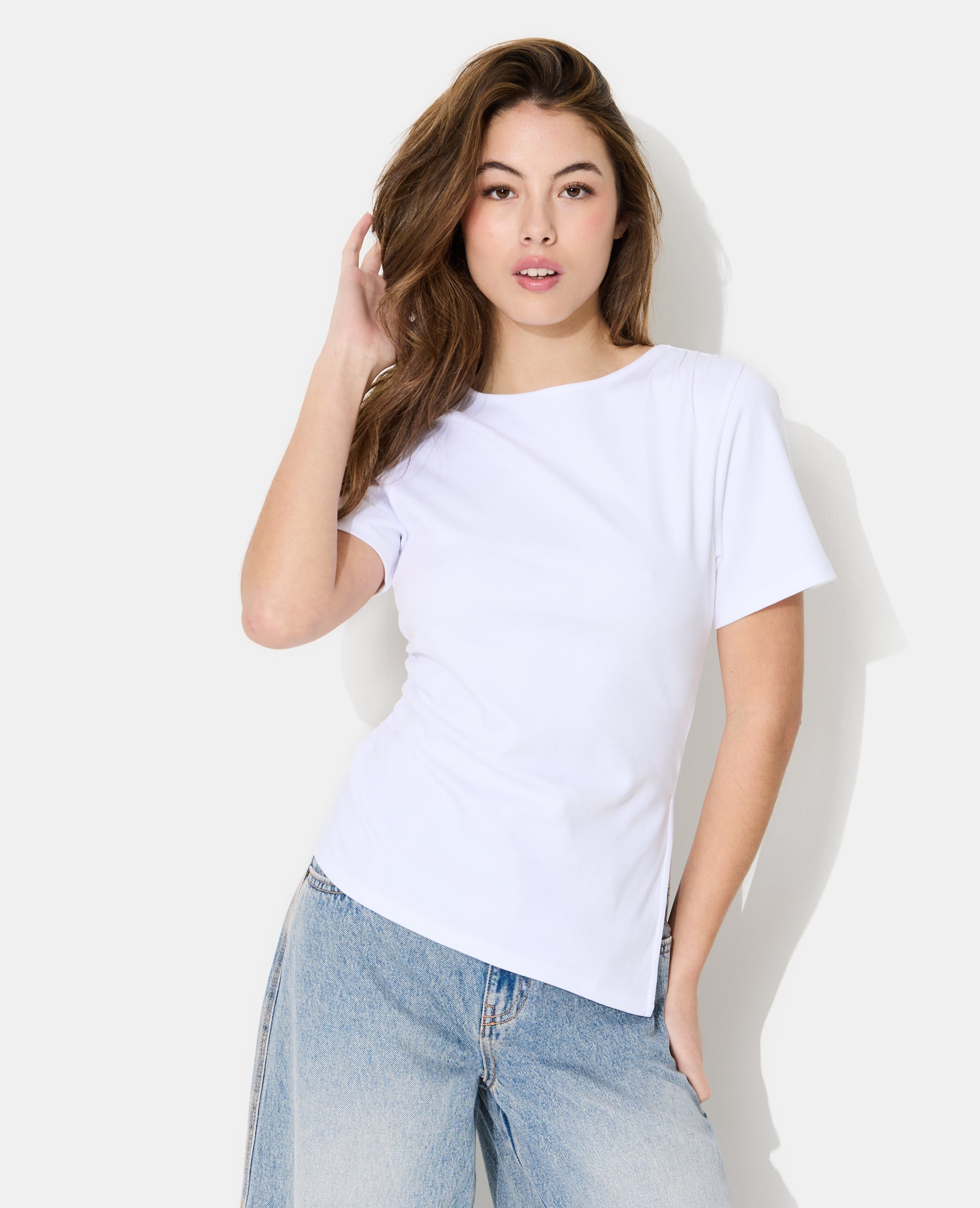 T-shirt asymétrique avec fronces