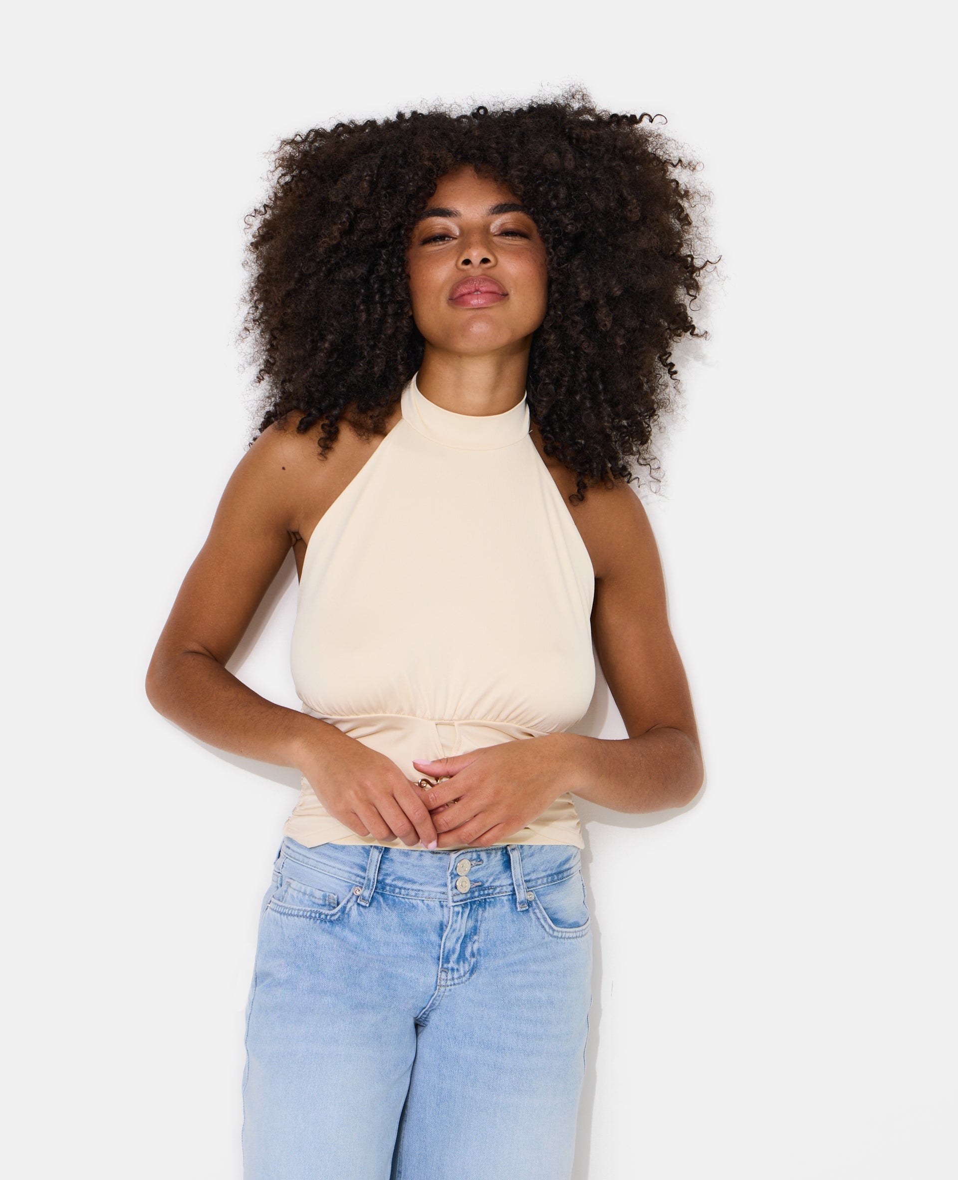 Top dos-nu avec détail boucle soleil