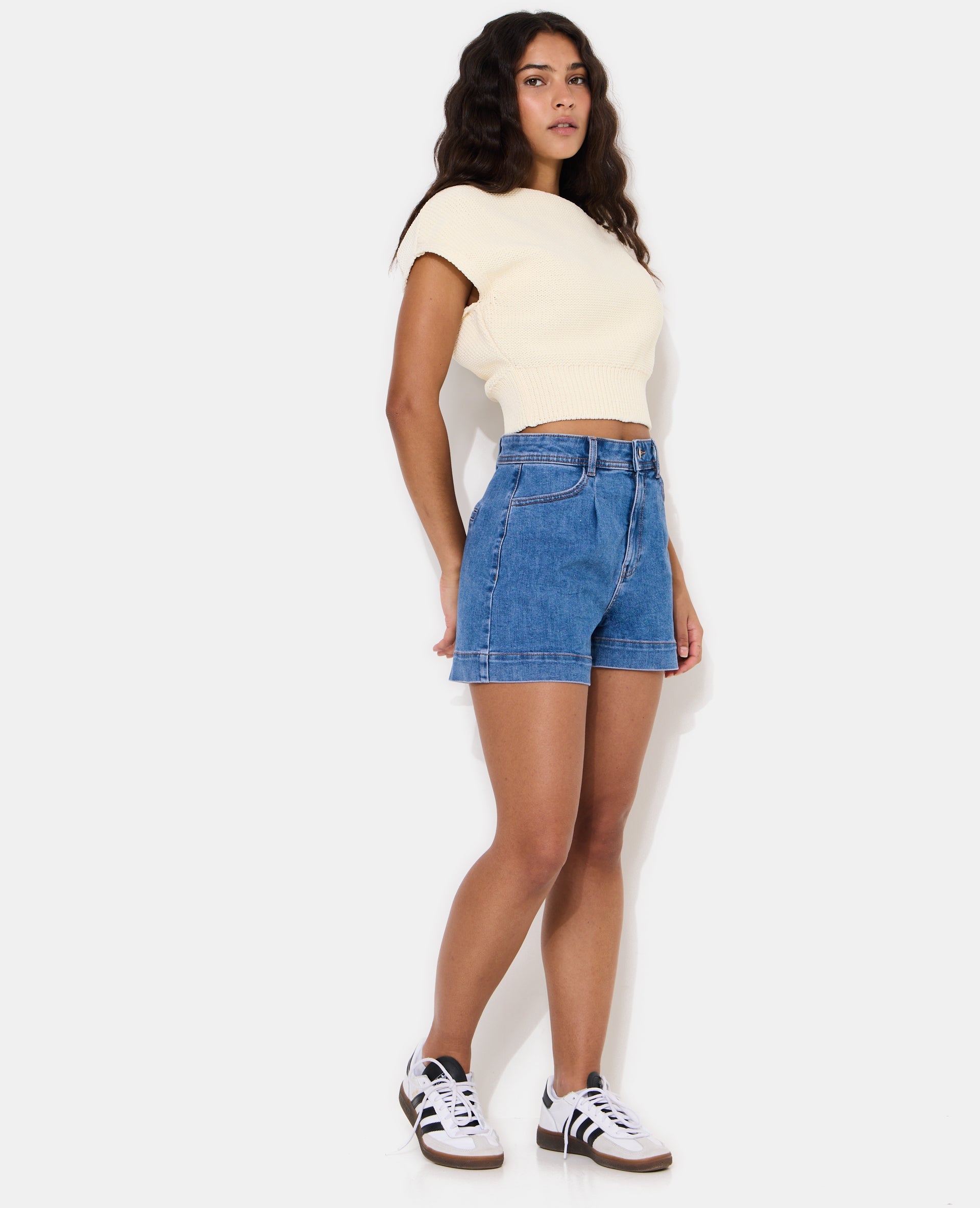 Pull sans manches asymétrique