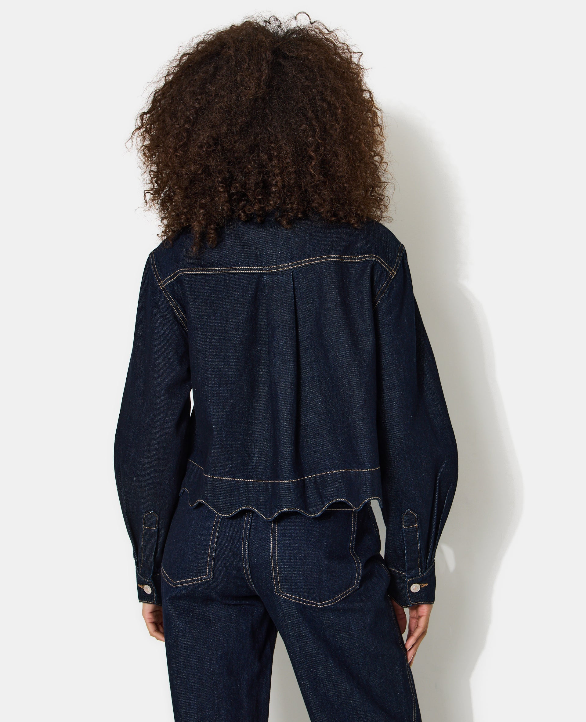 Chemise en jean avec bords zig-zag