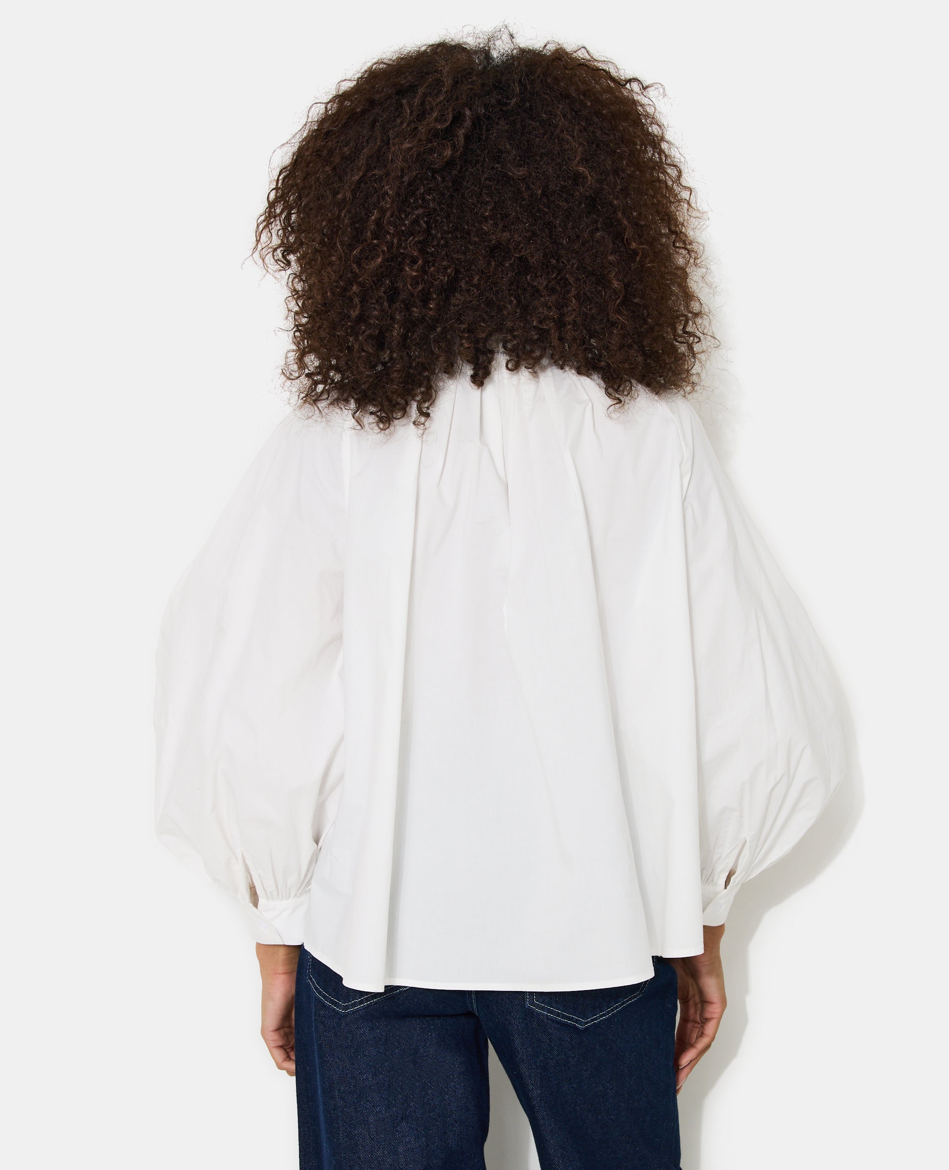 Blouse en popeline avec pinces et manches ballons