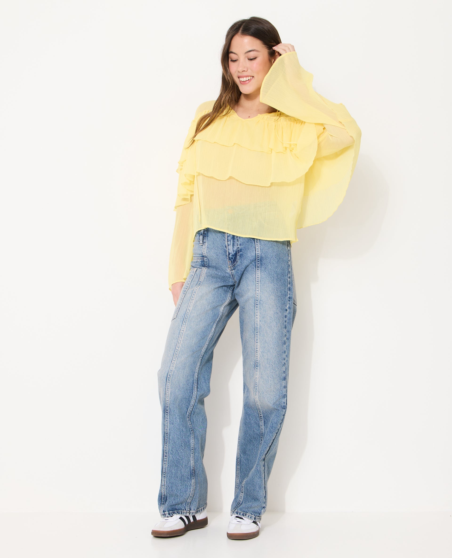 Blouse en voile avec volants et manches flare