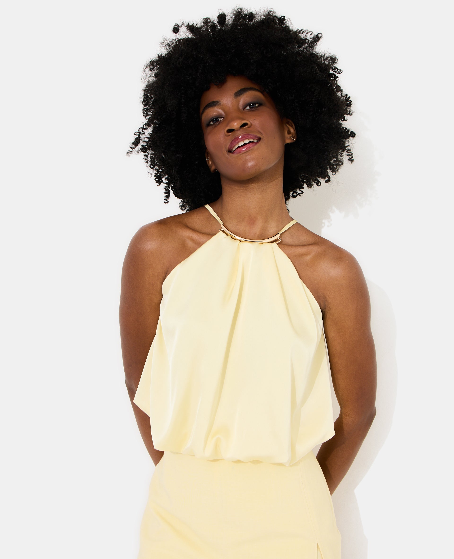 Top boule en satin avec détail bijou