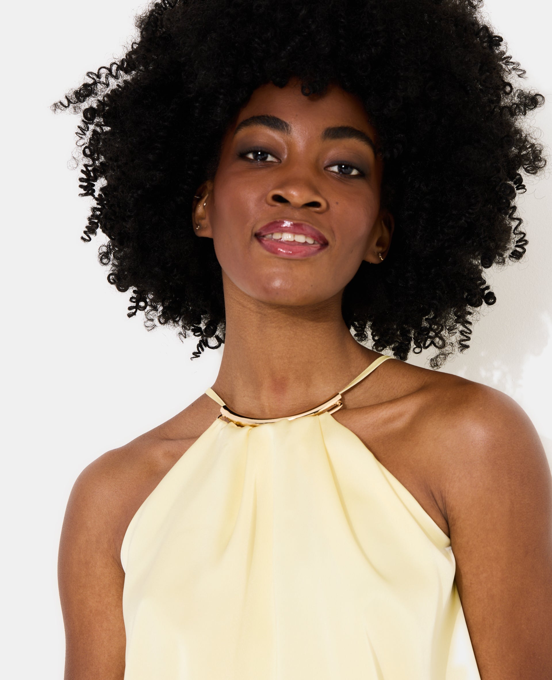Top boule en satin avec détail bijou