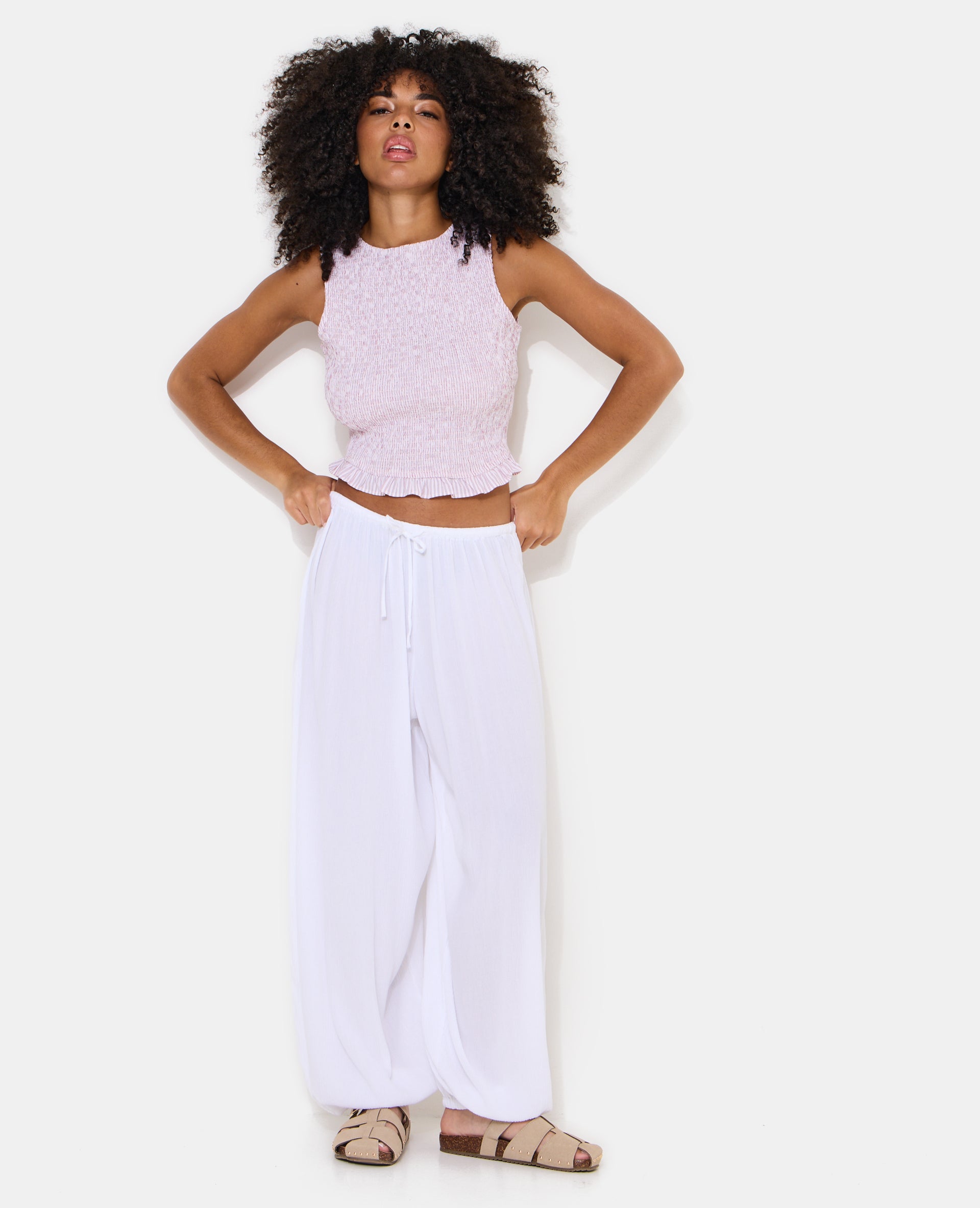 Top rayé smocké avec dos ouvert