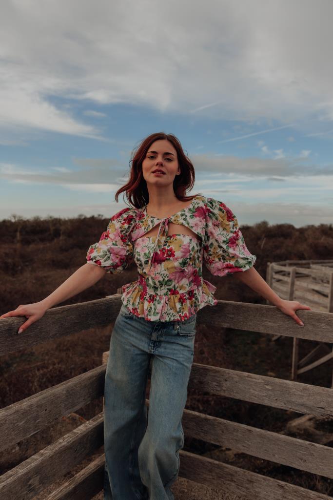 Blouse manches ballons motif fleurs