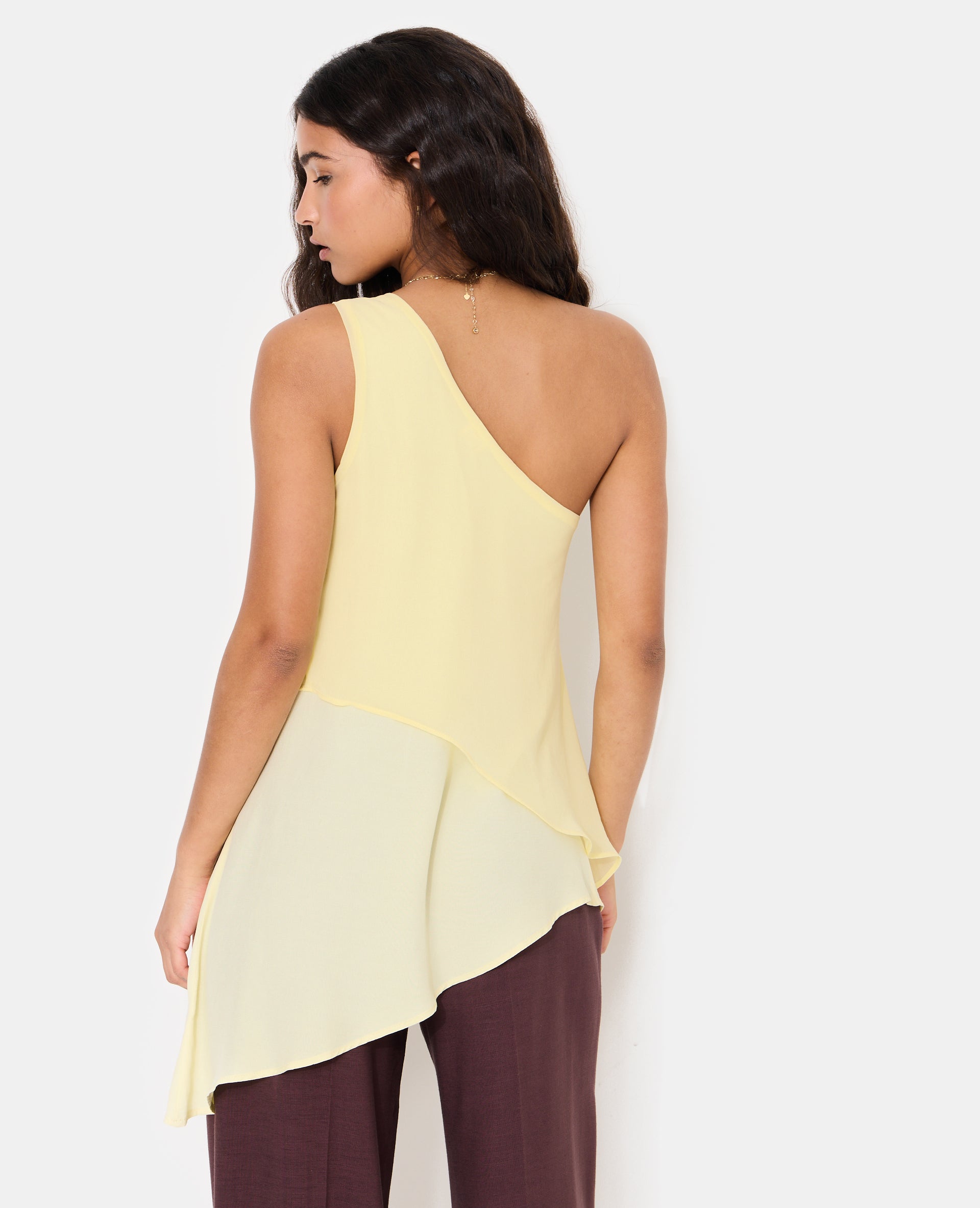 Top asymétrique one shoulder avec boucle