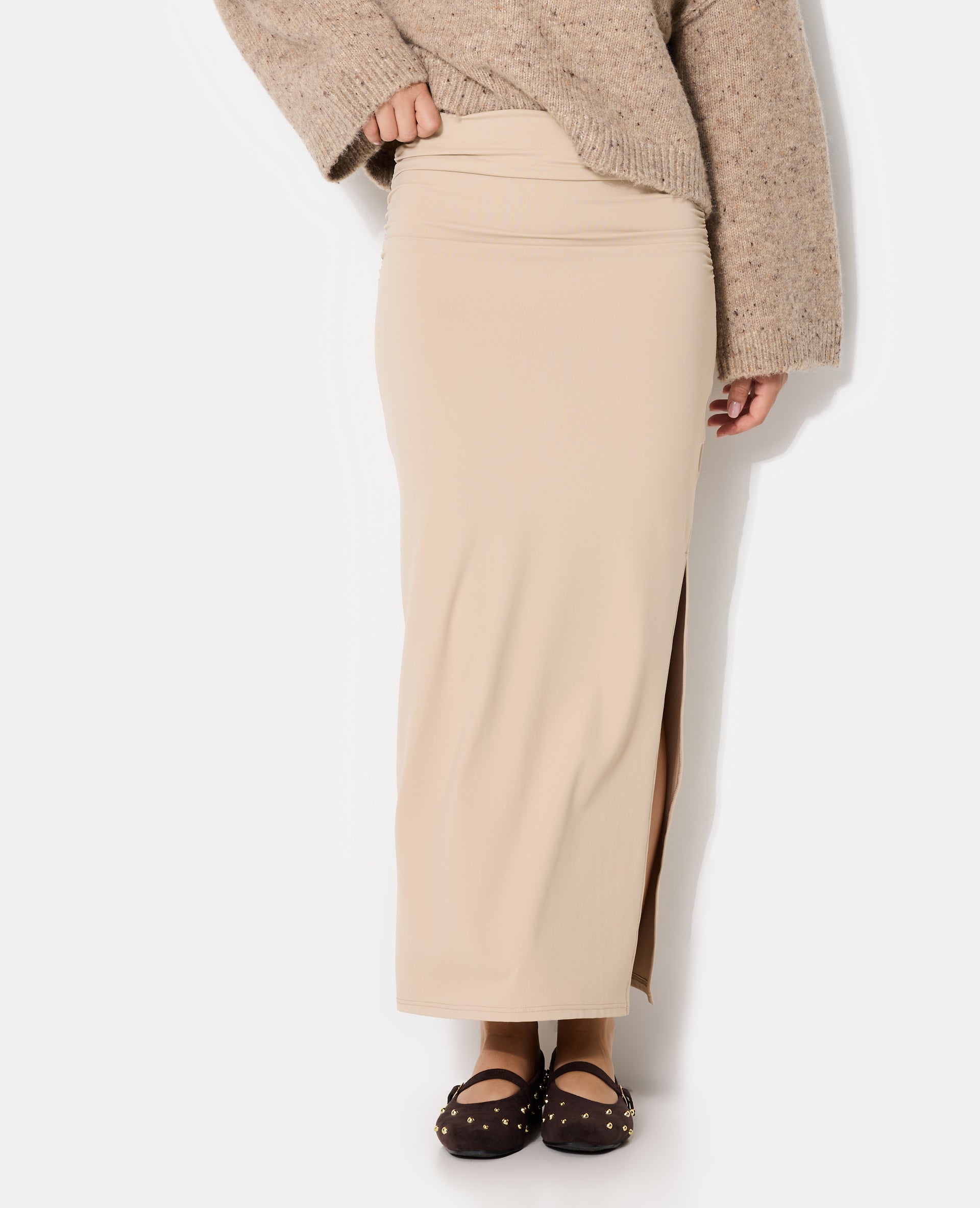 Jupe longue en maille stretch avec fronces