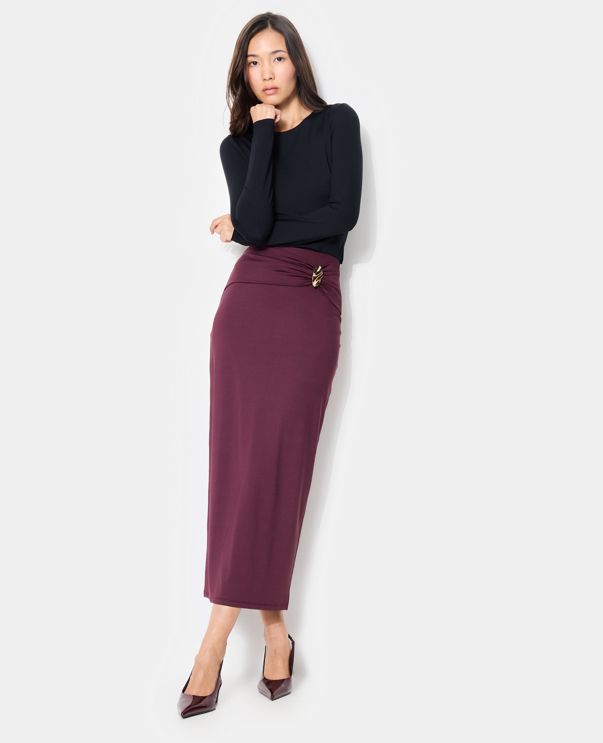 Jupe longue en maille avec ceinture fantaisie