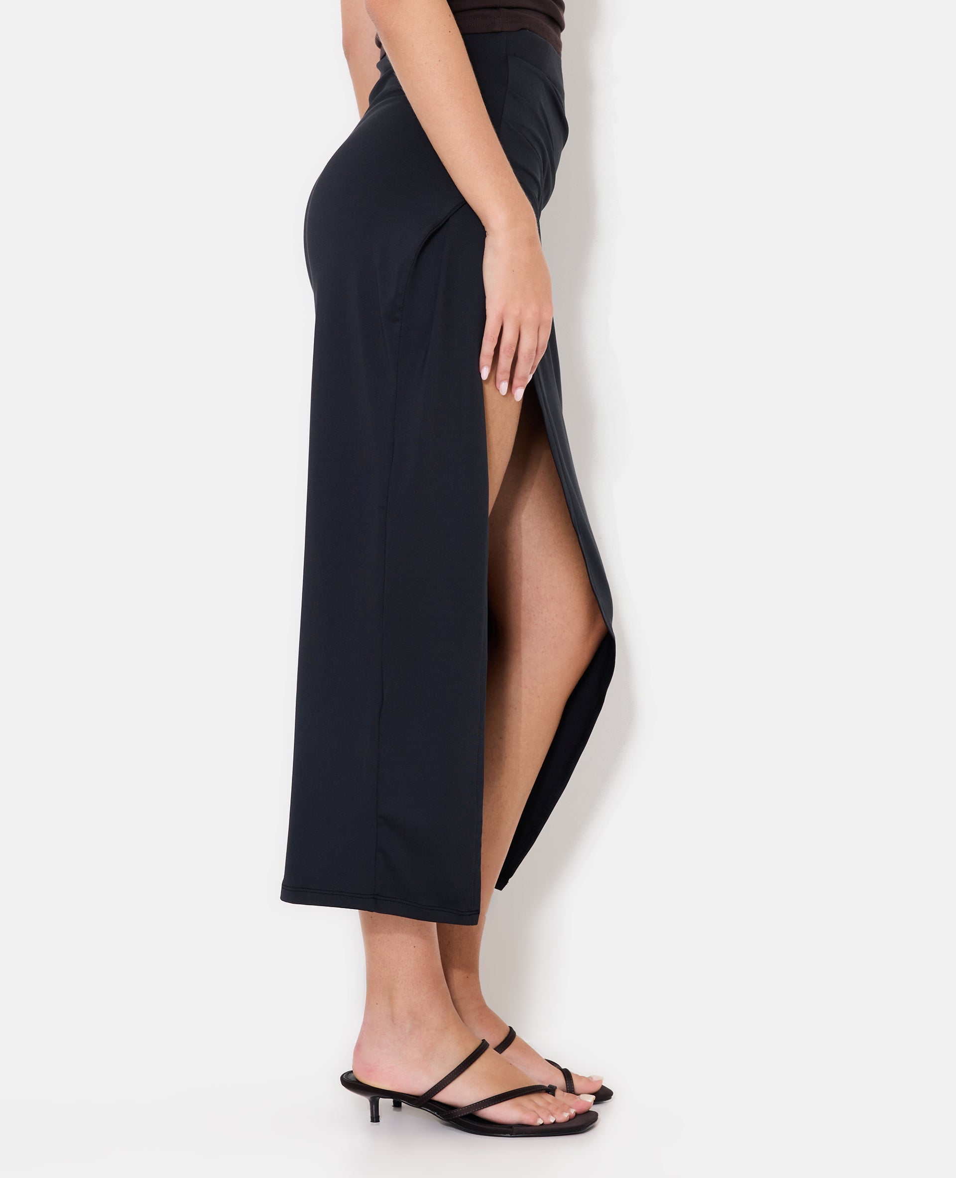 Jupe longue en maille stretch avec fente