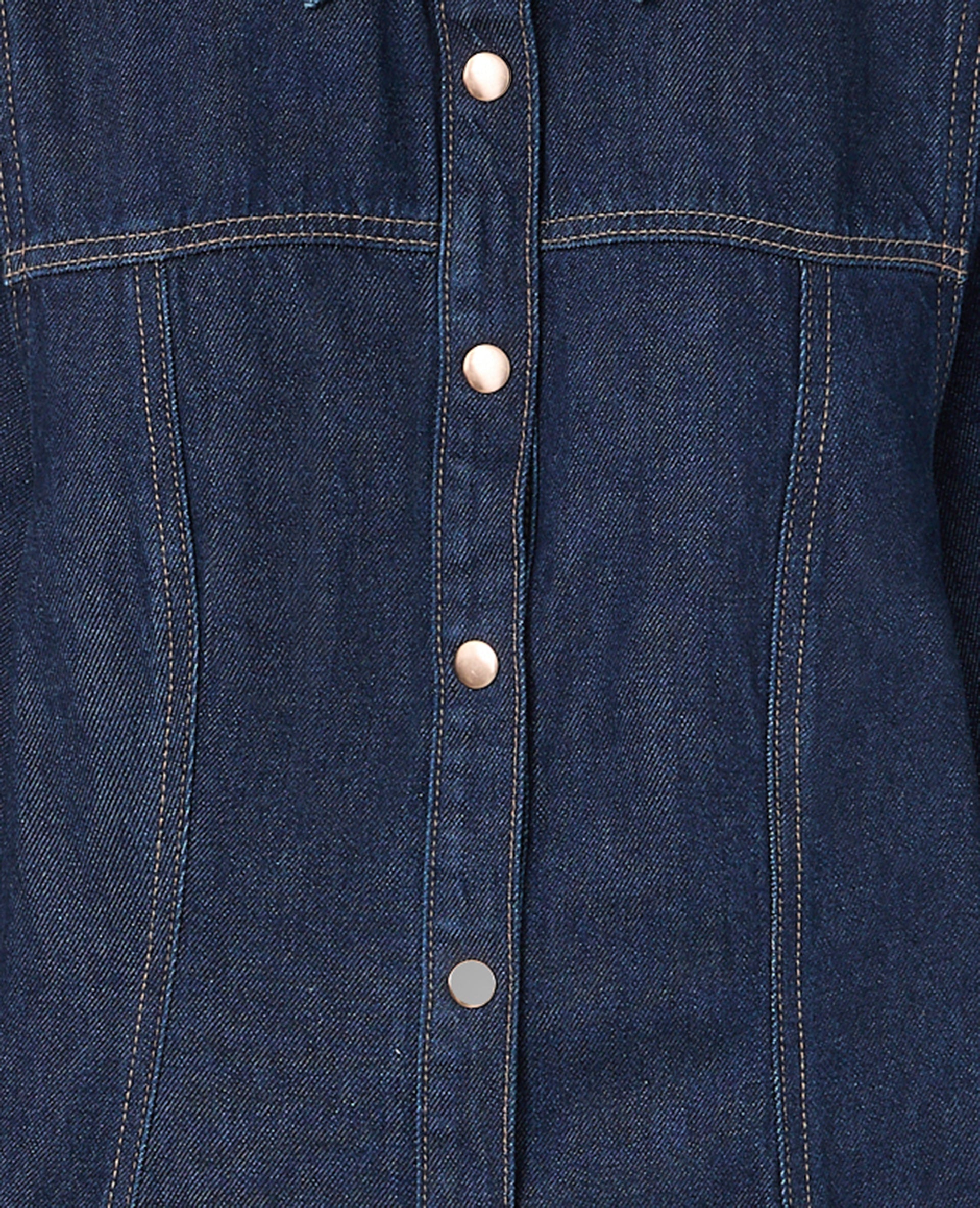 Robe en jean courte évasée et boutonnée