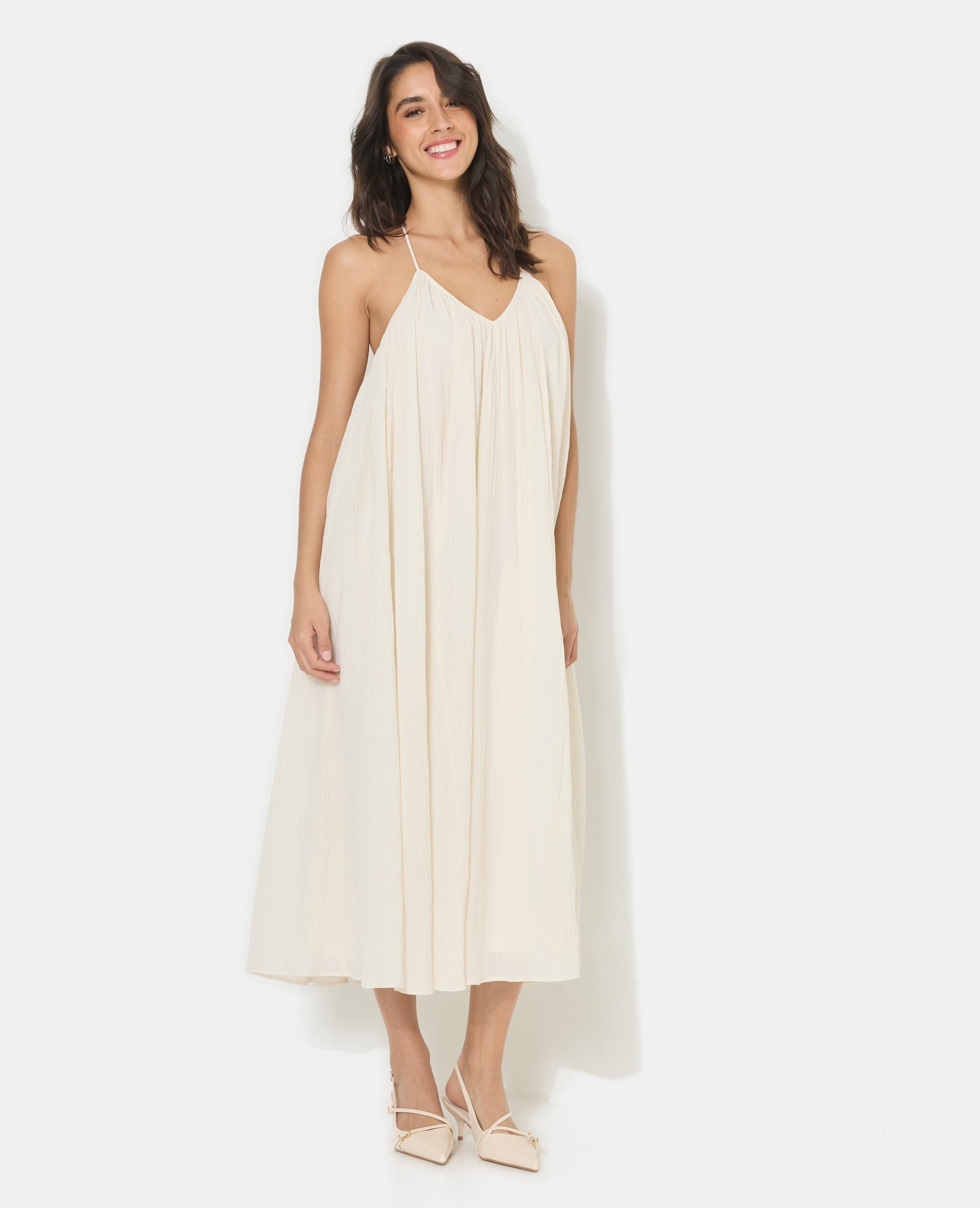 Robe longue et ample avec fines bretelles