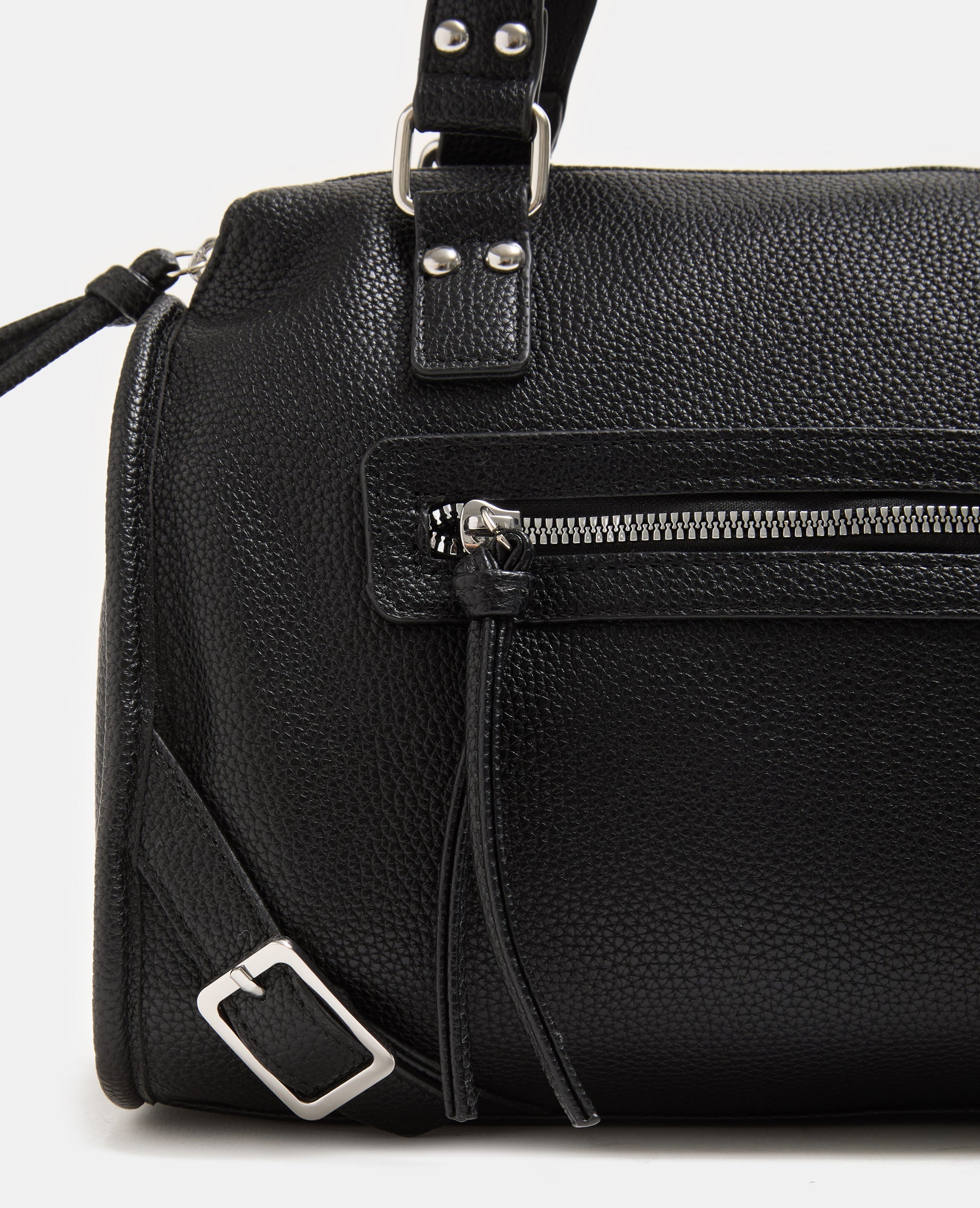 Sac simili effet cuir grainé avec détails clous et boucles