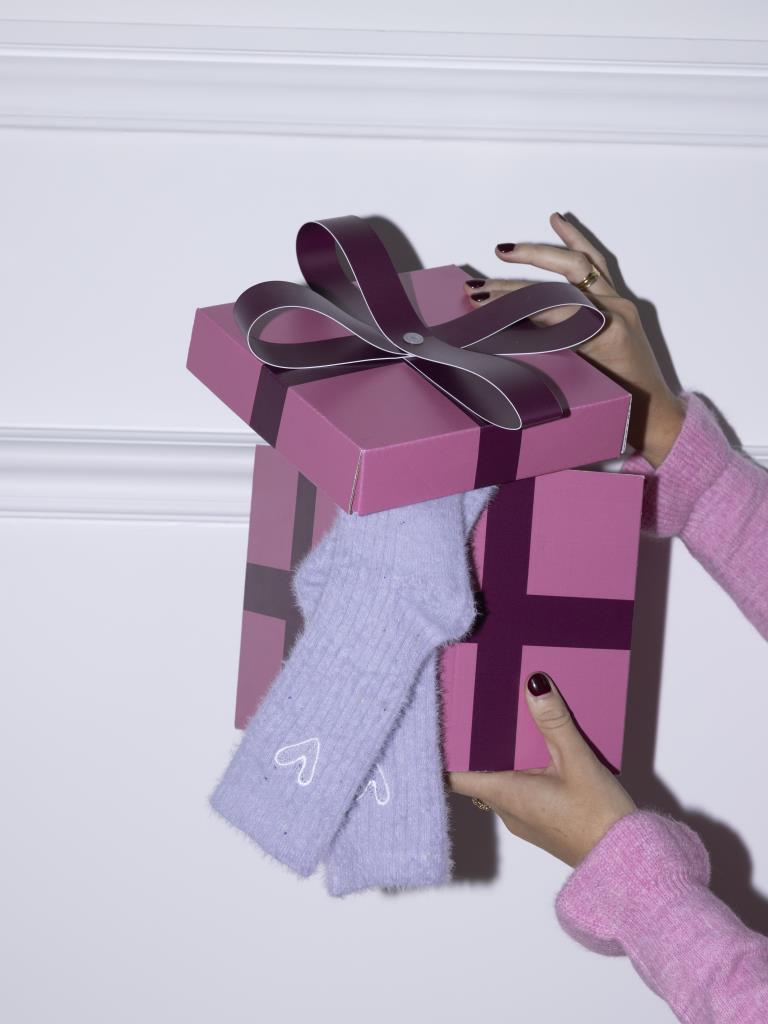 Paire de chaussettes en maille fluffy avec coeur
