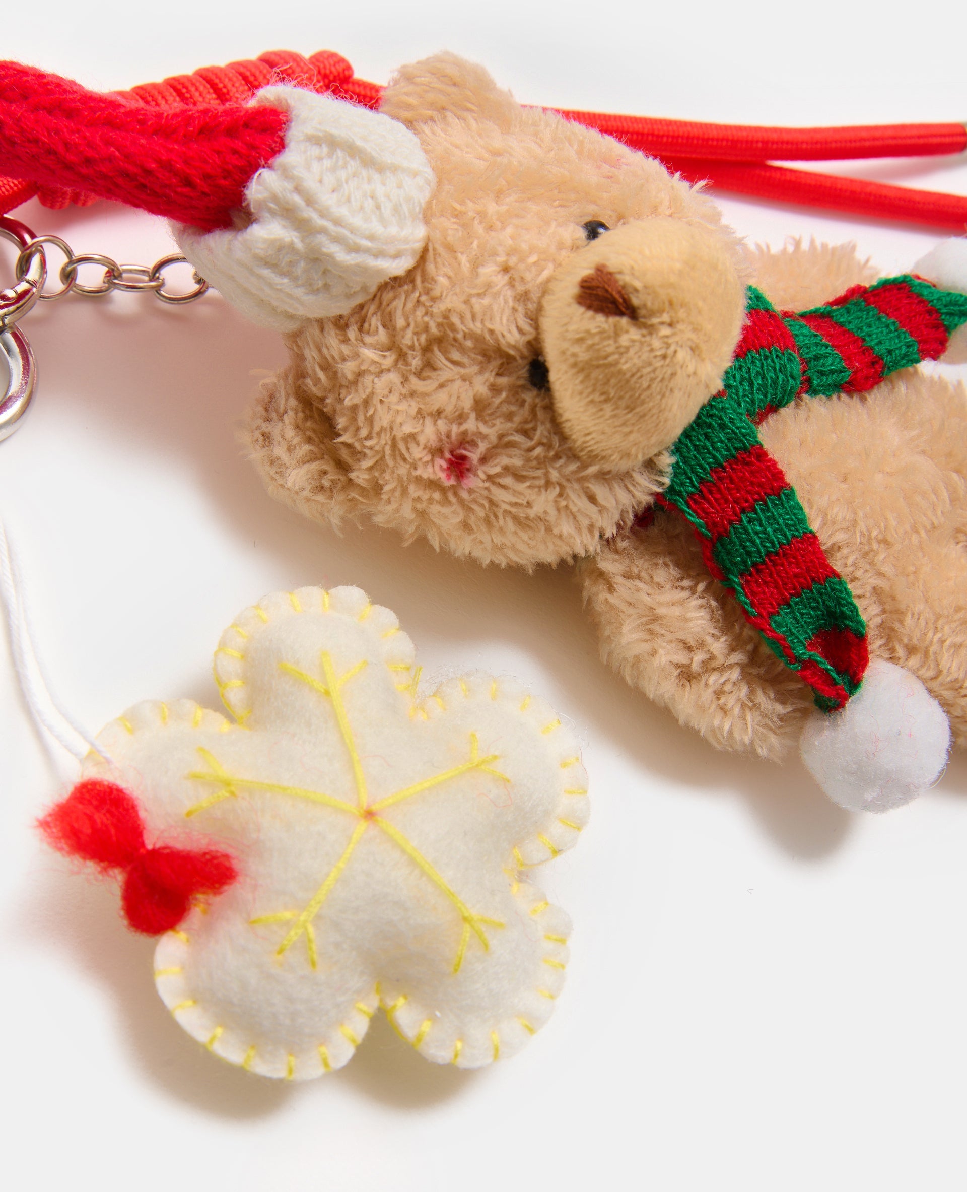 Déco de sac Ourson de Noël avec corde et flocon