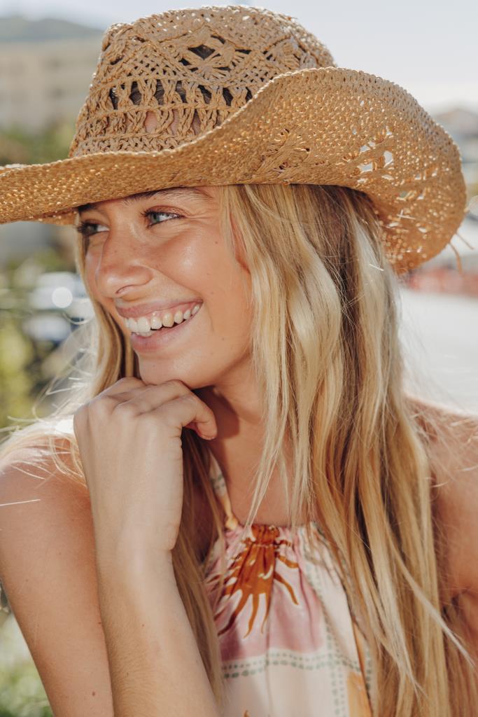 Chapeau de paille avec nœud